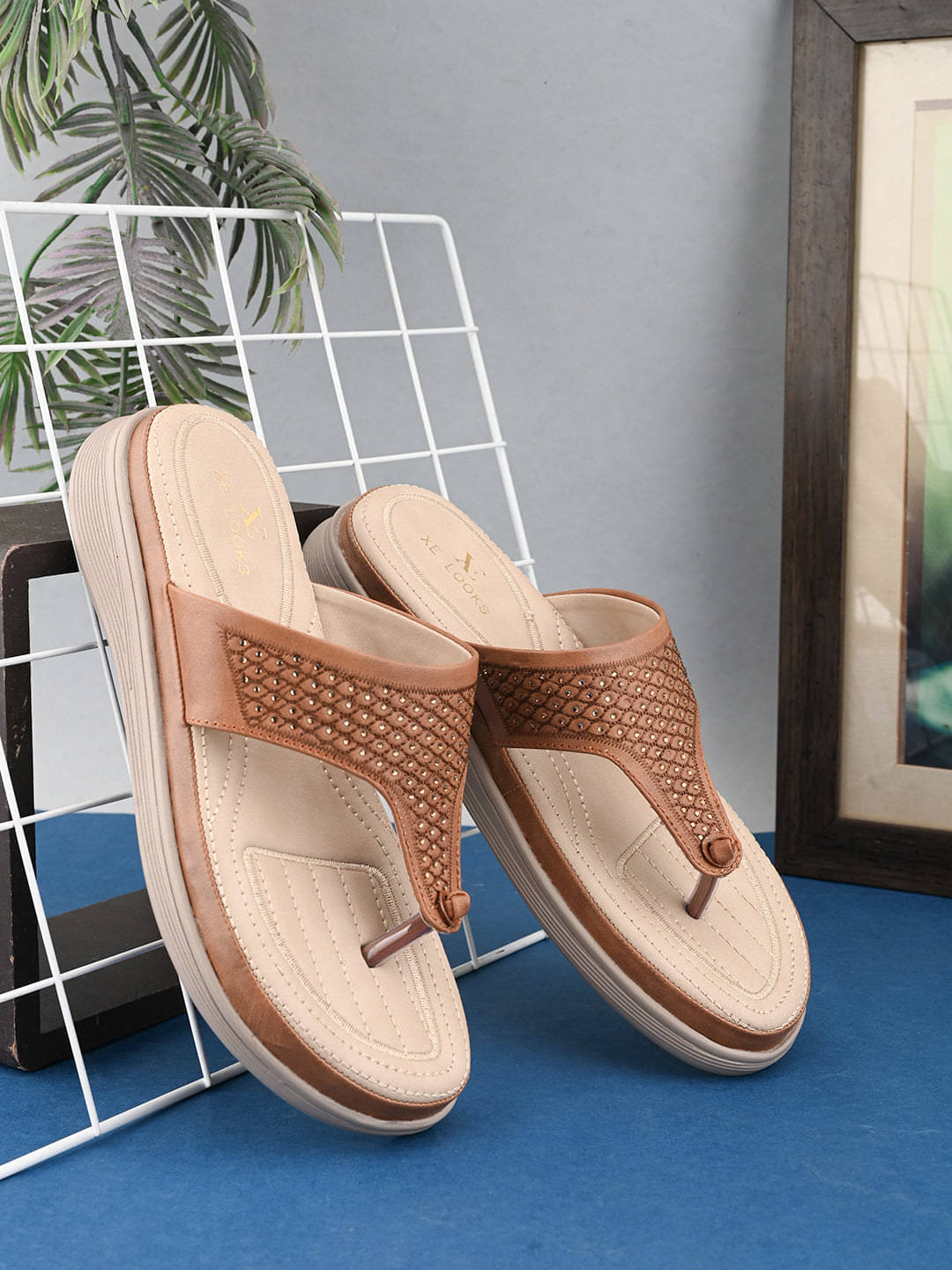     			XE Looks Tan Women's Flats