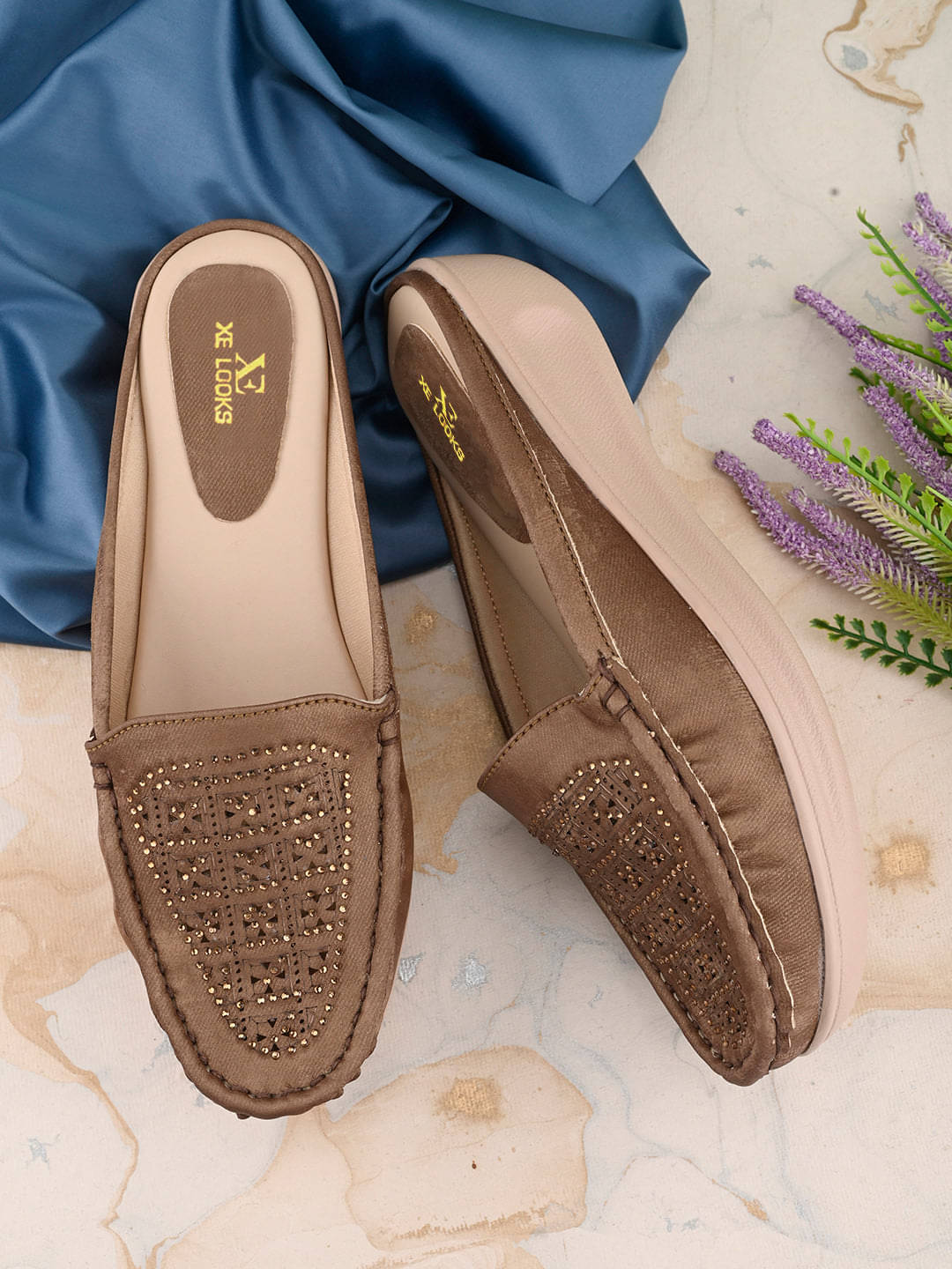     			XE Looks Tan Women's Flats