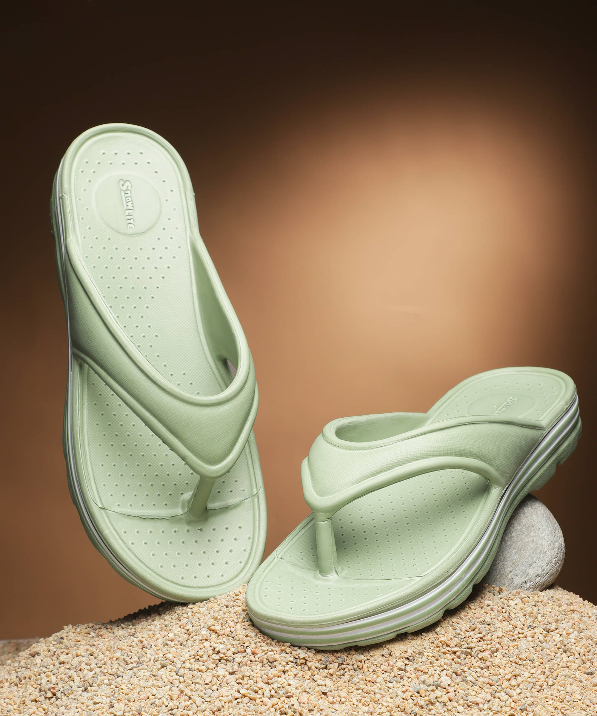     			KAPANI Green Women's Slipper