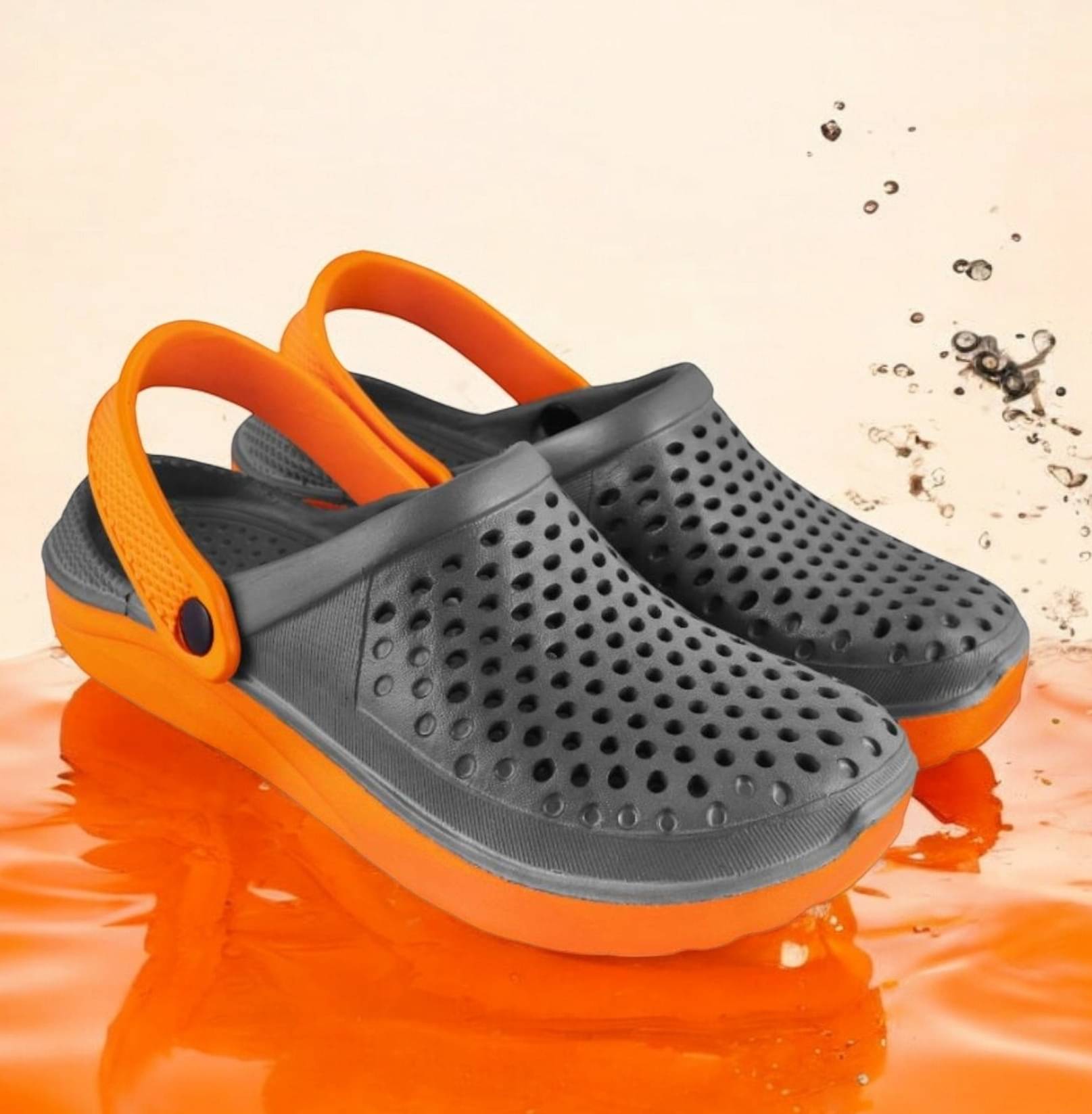     			KAPANI - Grey Men's Clogs