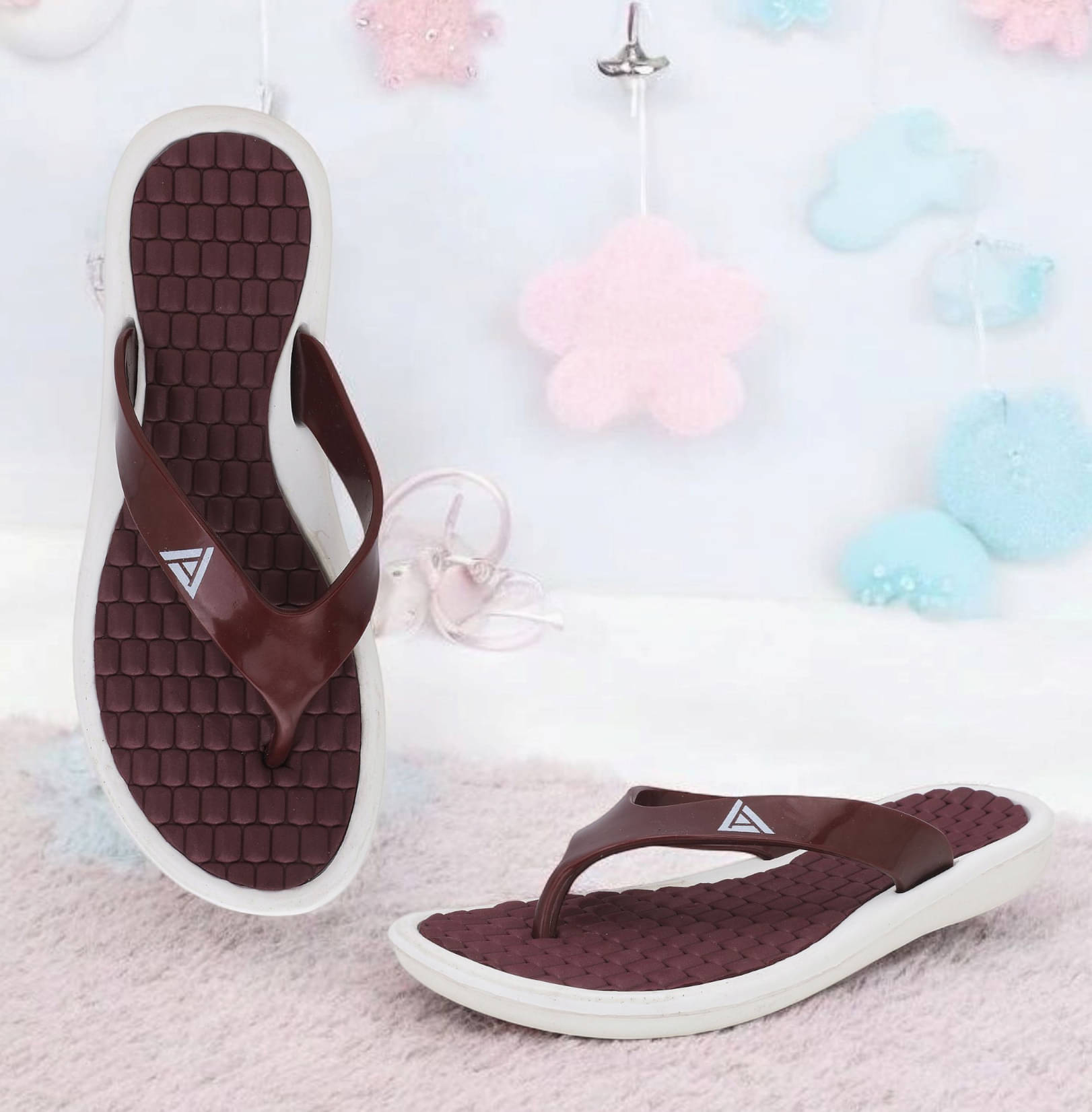     			KAPANI Maroon Women's Slipper