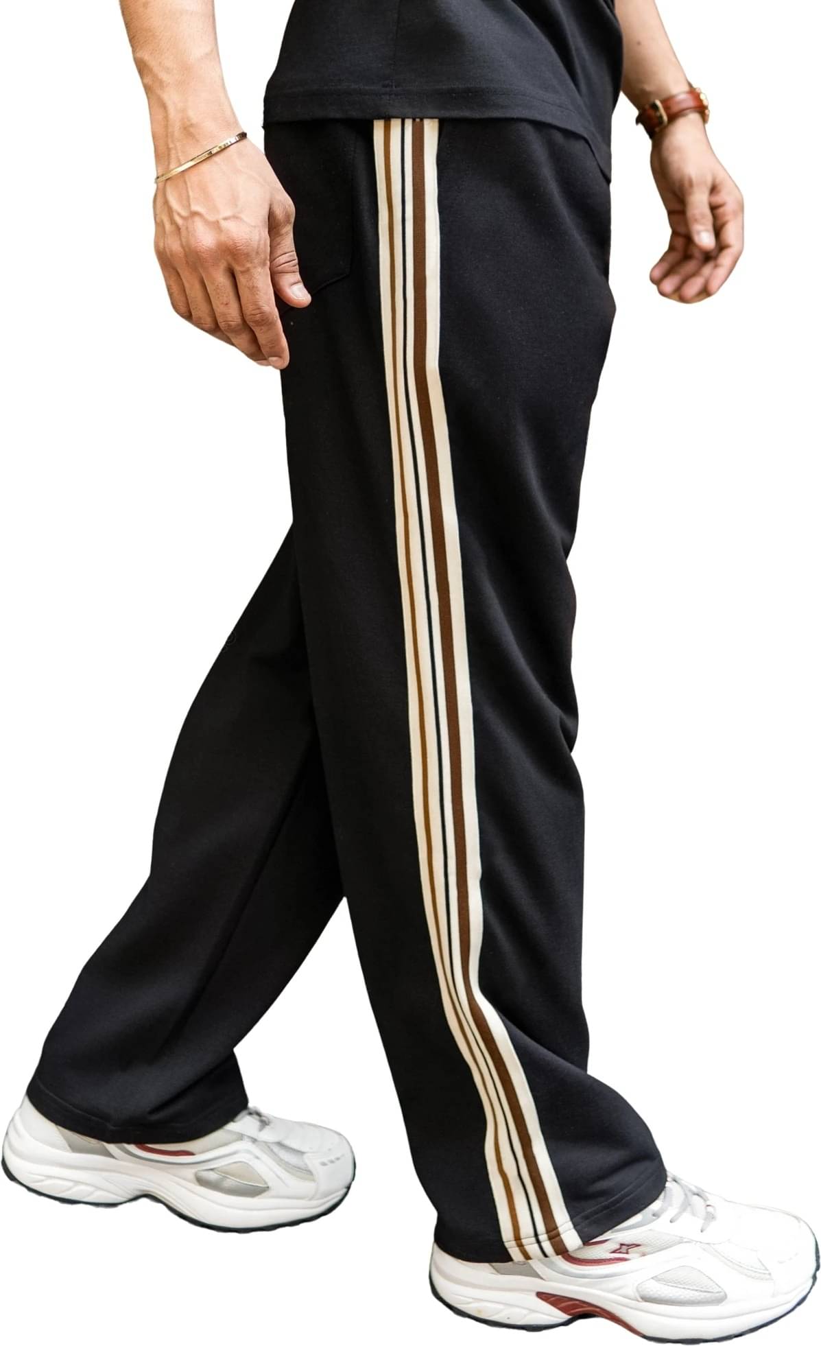 Maniac Black Cotton Men's Trackpants ( Pack of 1 )     			Maniac Black Cotton Men's Trackpants ( Pack of 1 )