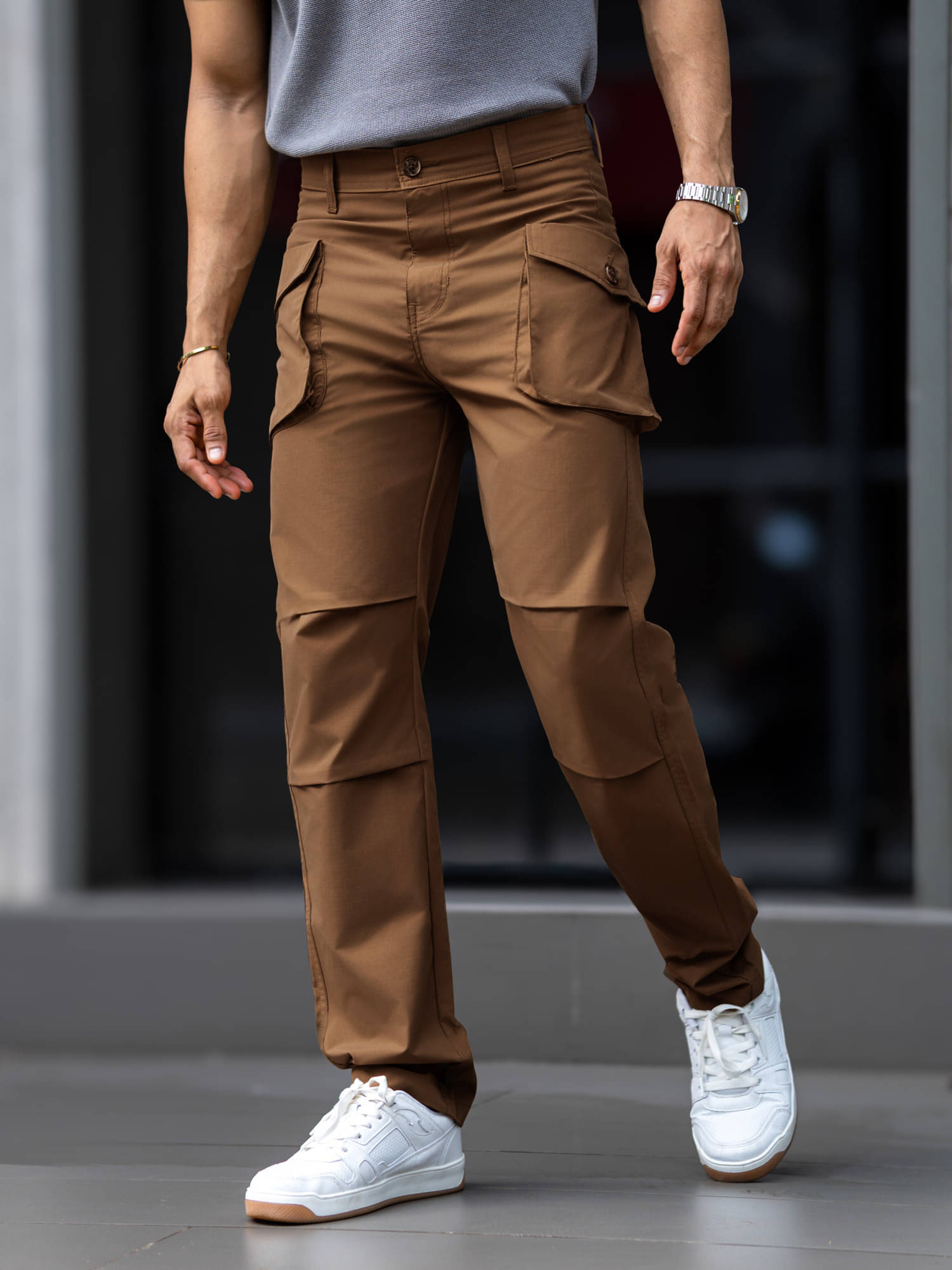     			Maniac Regular Pleated Men's Joggers - Brown ( Pack of 1 )