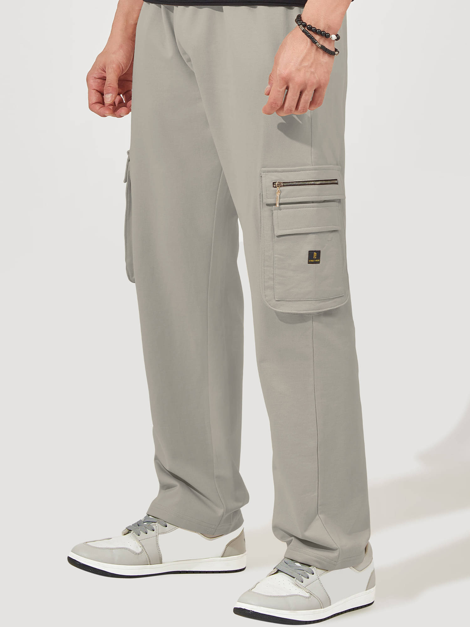     			Maniac Regular Pleated Men's Joggers - Grey ( Pack of 1 )