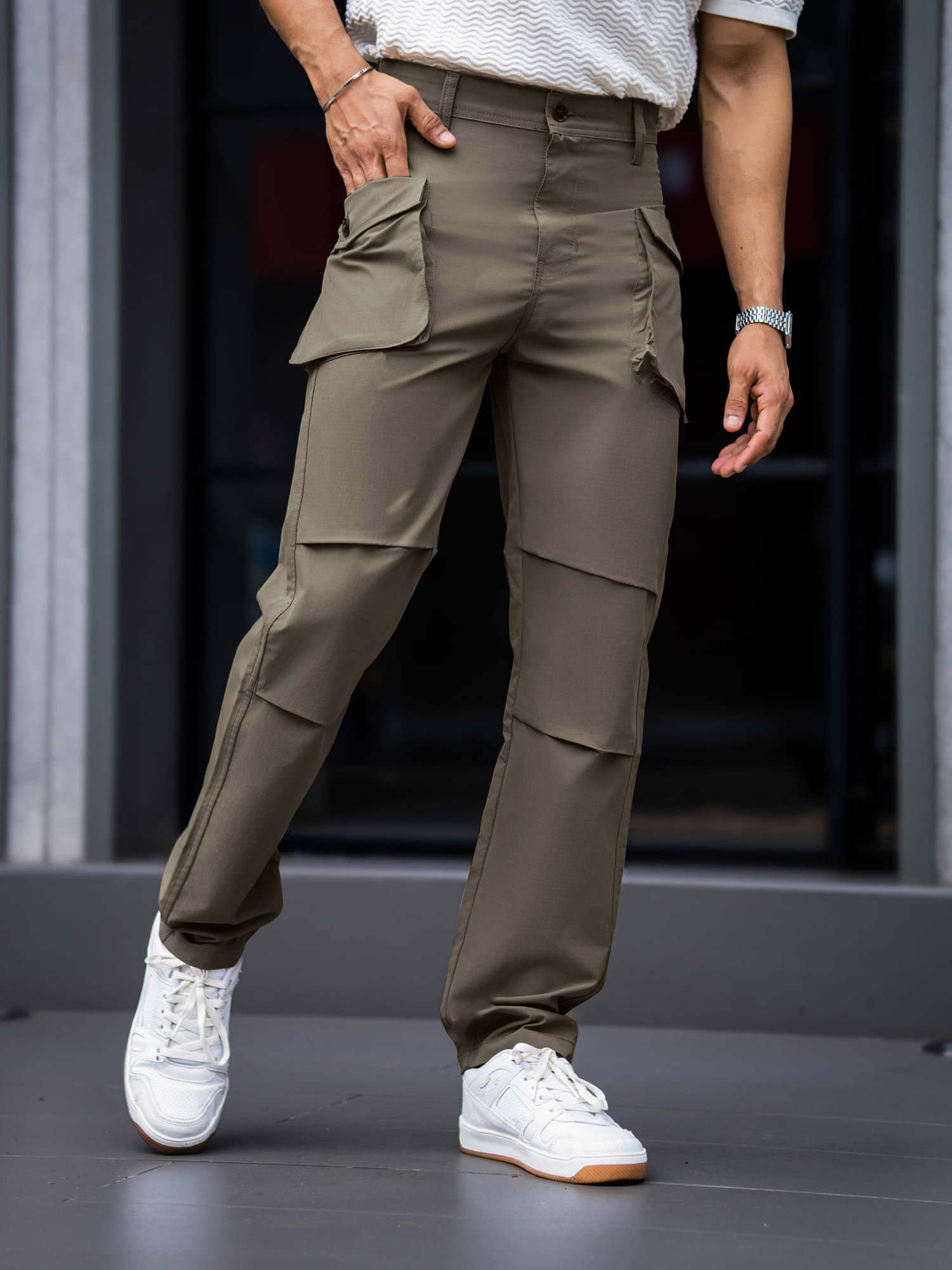     			Maniac Regular Pleated Men's Joggers - Grey ( Pack of 1 )