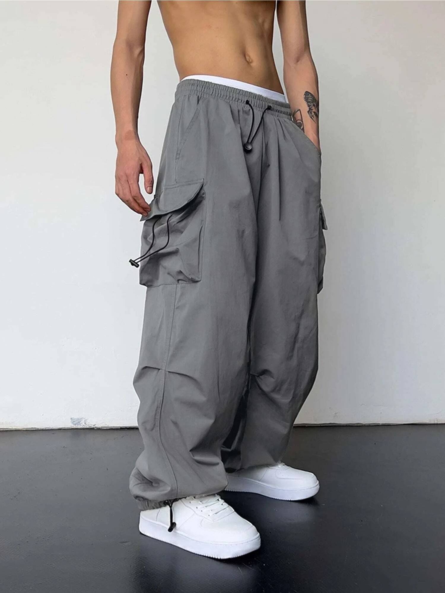     			Maniac Relax Pleated Men's Joggers - Grey ( Pack of 1 )