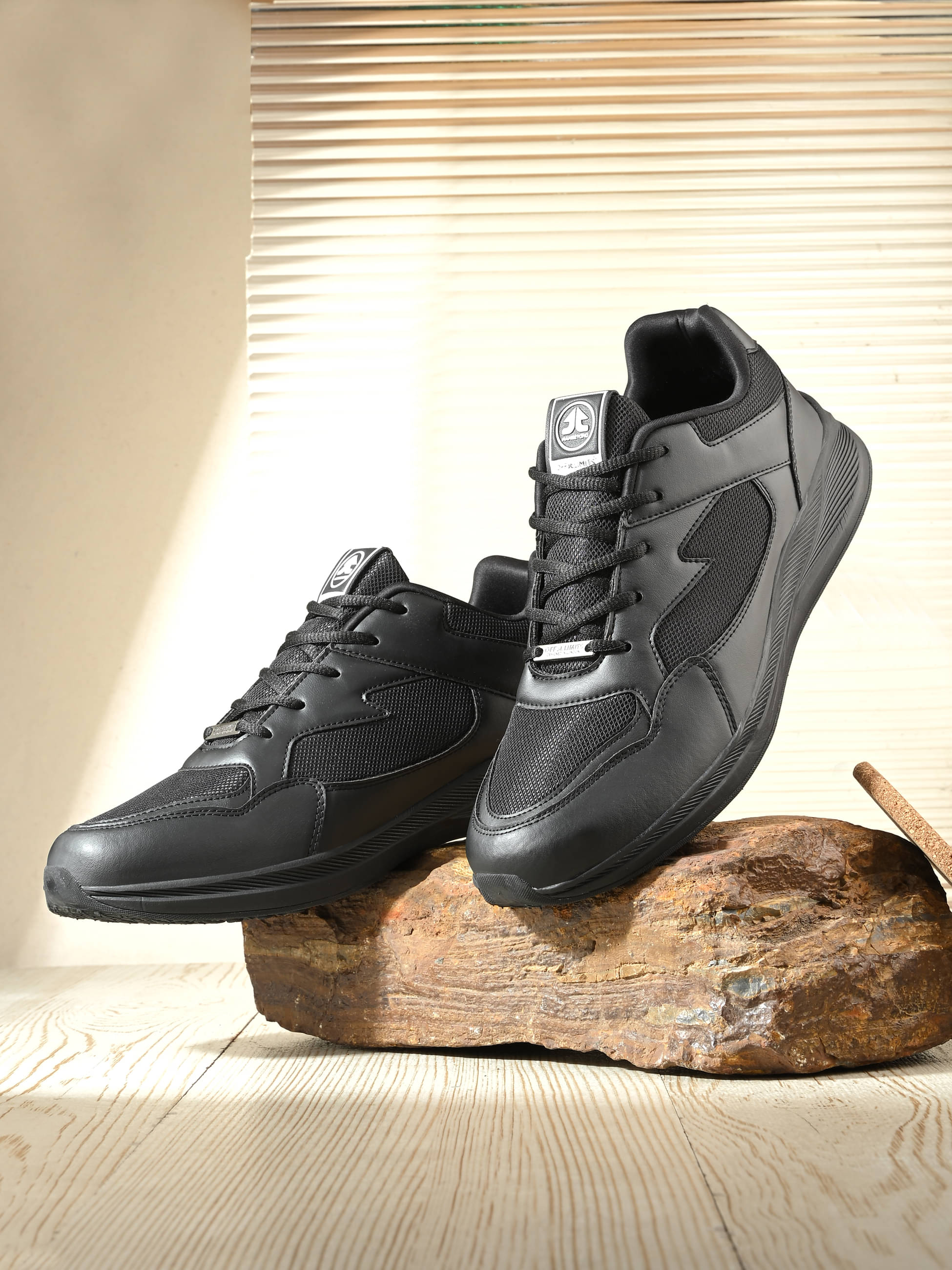 OFF LIMITS ROGER Big & Tall Black Men's Sports Running Shoes OFF LIMITS ROGER Big & Tall Black Men's Sports Running Shoes