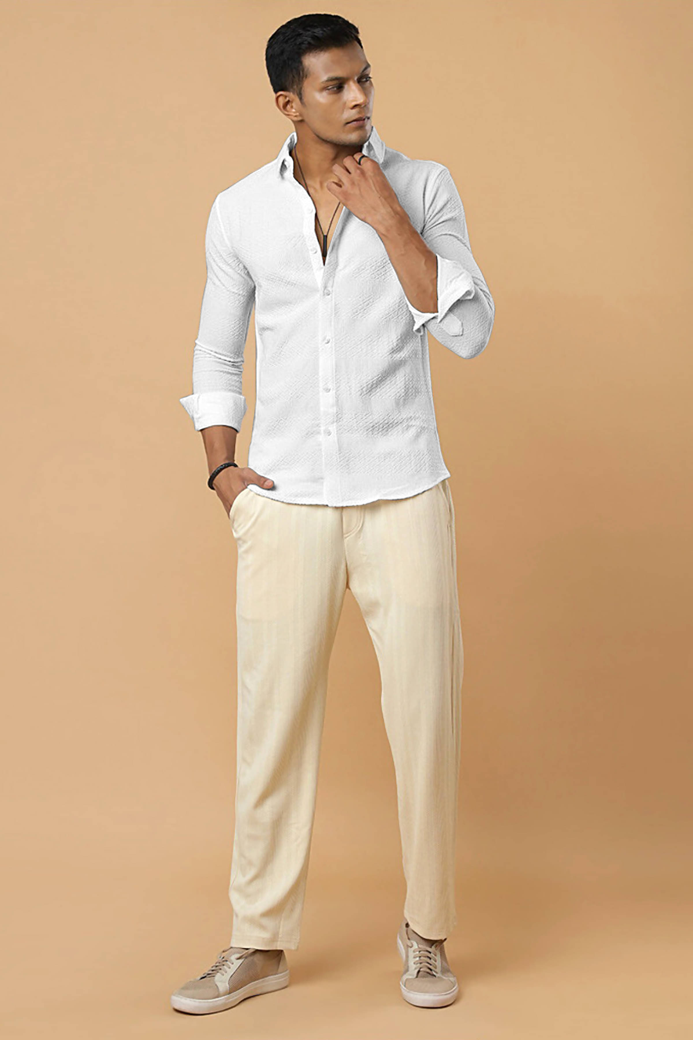     			ZEVBISA Poly Cotton Regular Fit Self Design Full Sleeves Men's Casual Shirt - White ( Pack of 1 )