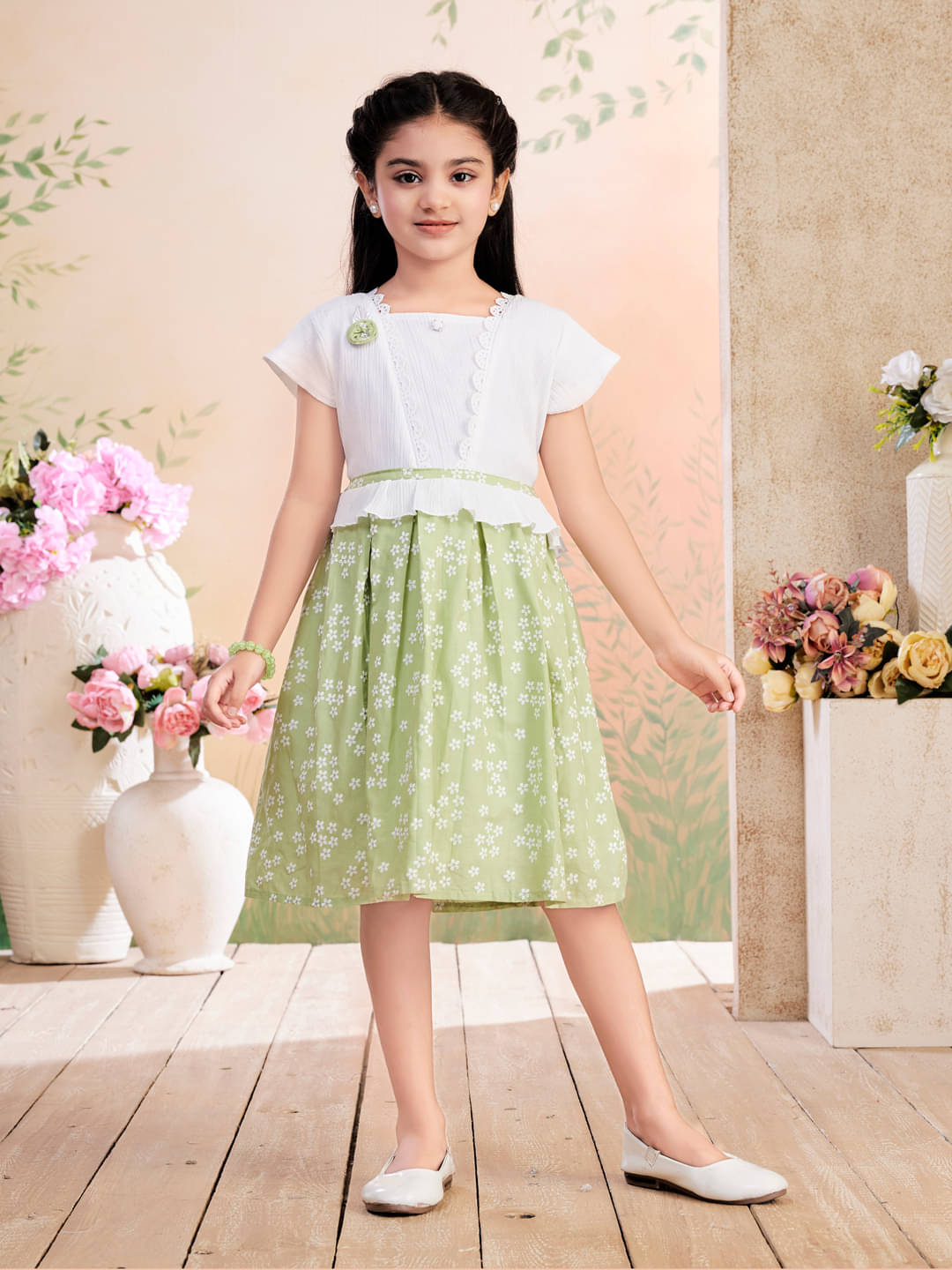 Aarika Cotton Blend Frock For Girls ( Pack of 1 , Sea Green ) Aarika Cotton Blend Frock For Girls ( Pack of 1 , Sea Green )