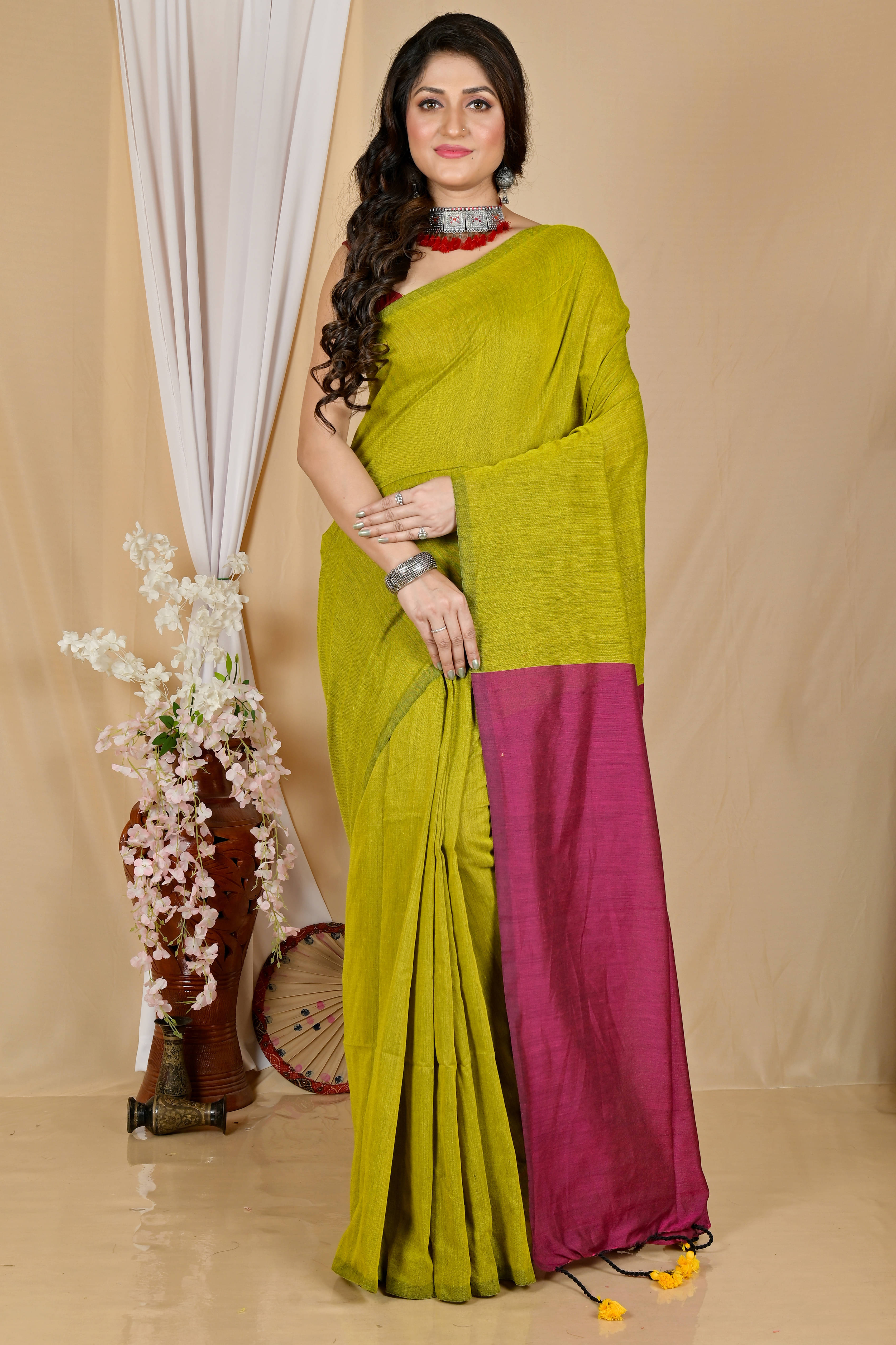 BRYNBRIT Cotton Blend Colorblock Regular Saree With Unstitched Blouse Piece ( Yellow )     			BRYNBRIT Cotton Blend Colorblock Regular Saree With Unstitched Blouse Piece ( Yellow )