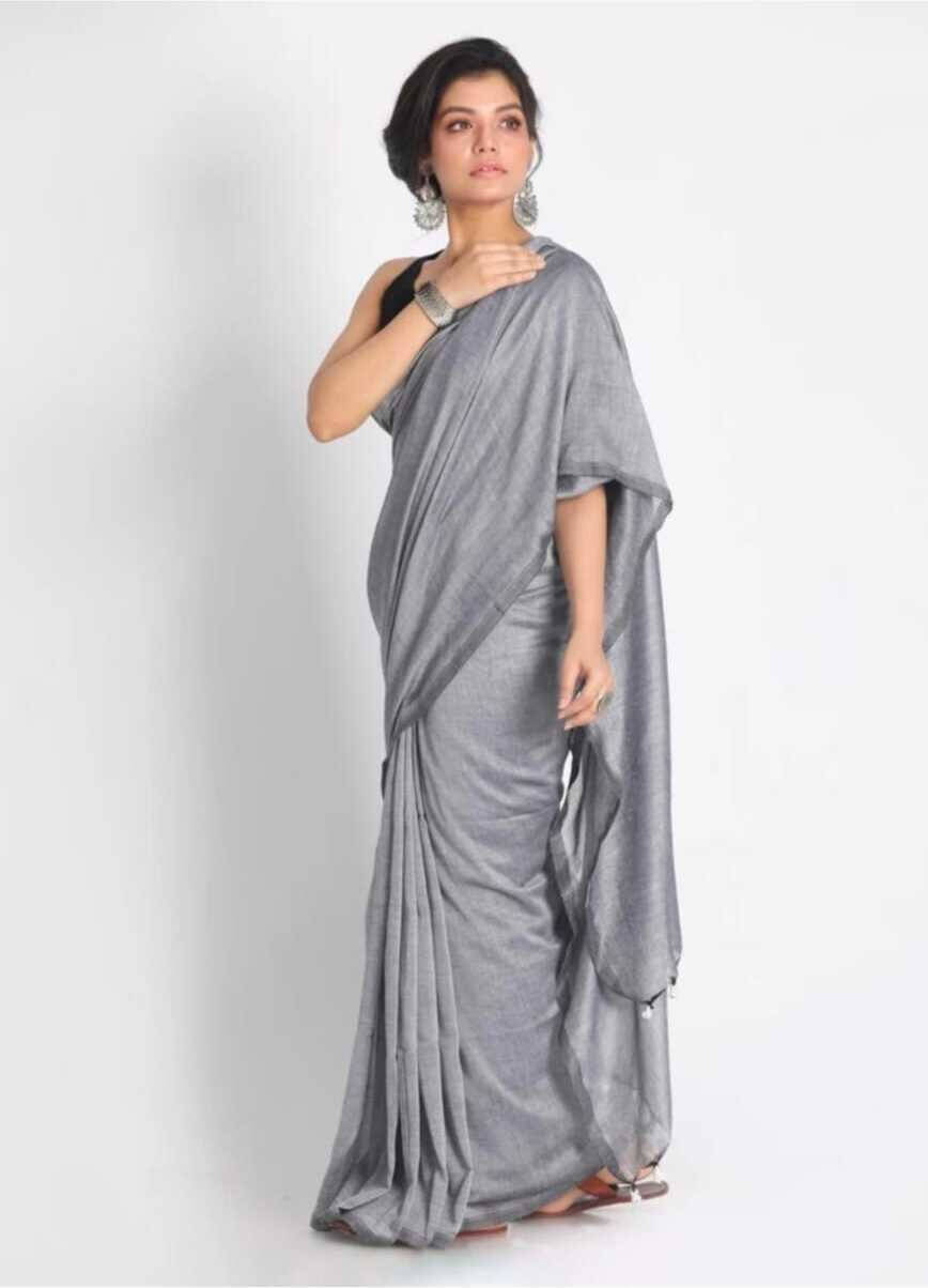BRYNBRIT Cotton Blend Self Design Regular Saree Without Blouse Piece ( Off White ) BRYNBRIT Cotton Blend Self Design Regular Saree Without Blouse Piece ( Off White )