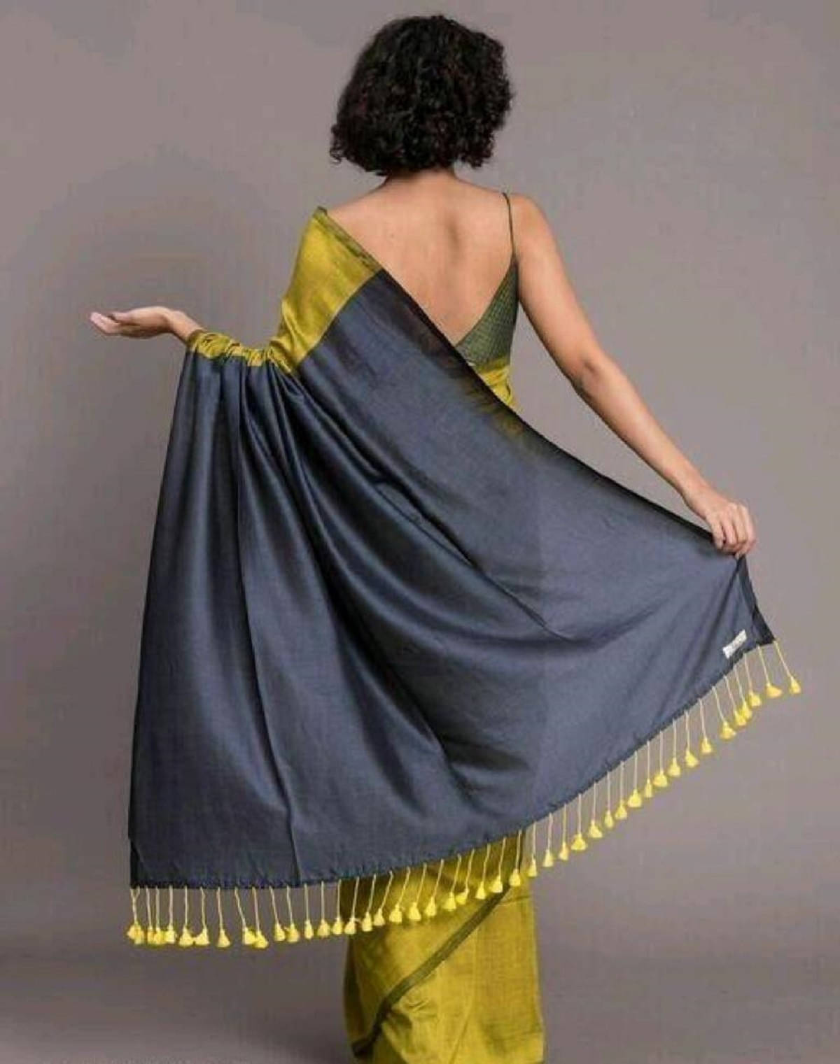 BRYNBRIT Cotton Blend Woven Regular Saree Without Blouse Piece ( Grey )     			BRYNBRIT Cotton Blend Woven Regular Saree Without Blouse Piece ( Grey )