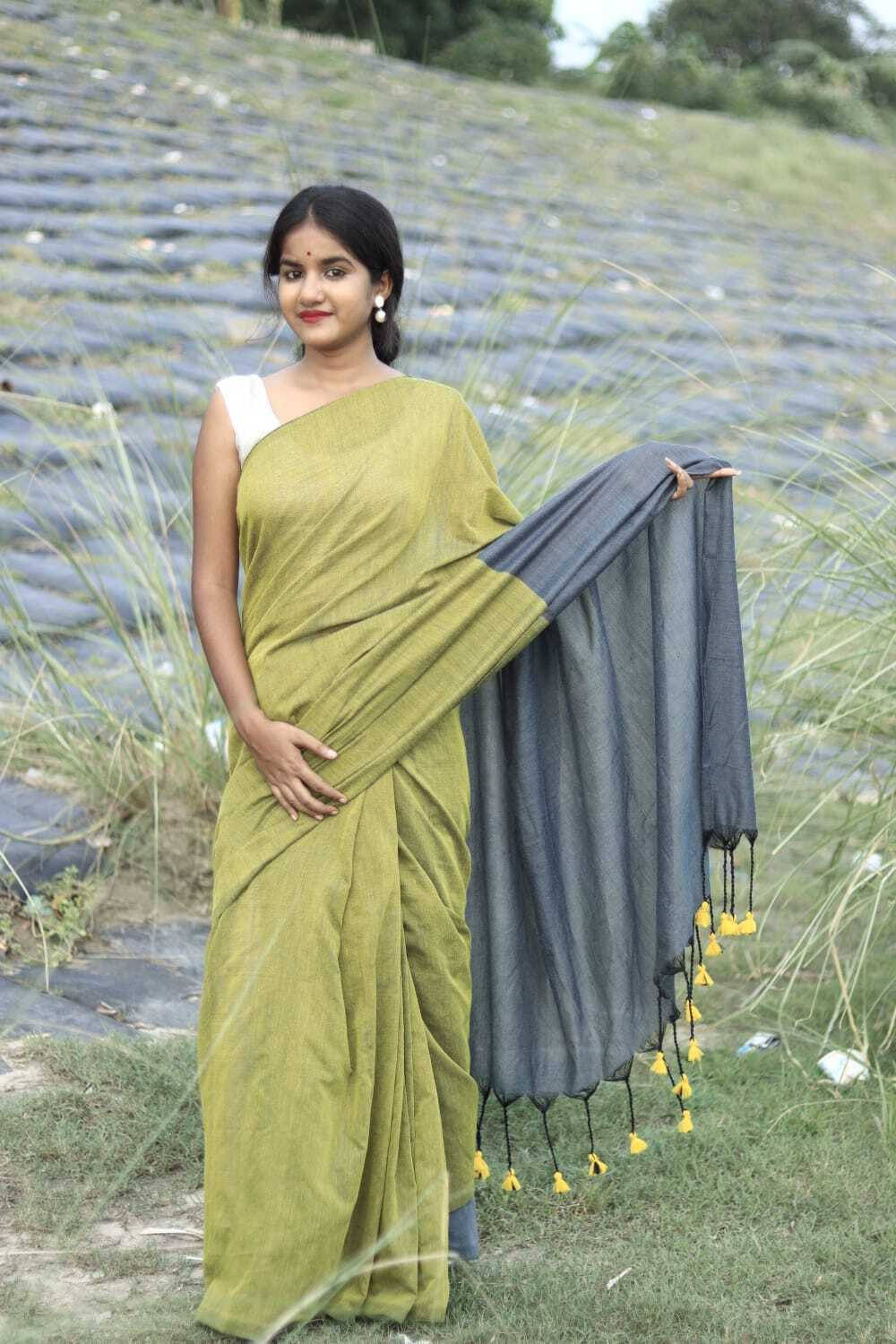 BRYNBRIT Cotton Blend Woven Regular Saree Without Blouse Piece ( Brown ) BRYNBRIT Cotton Blend Woven Regular Saree Without Blouse Piece ( Brown )