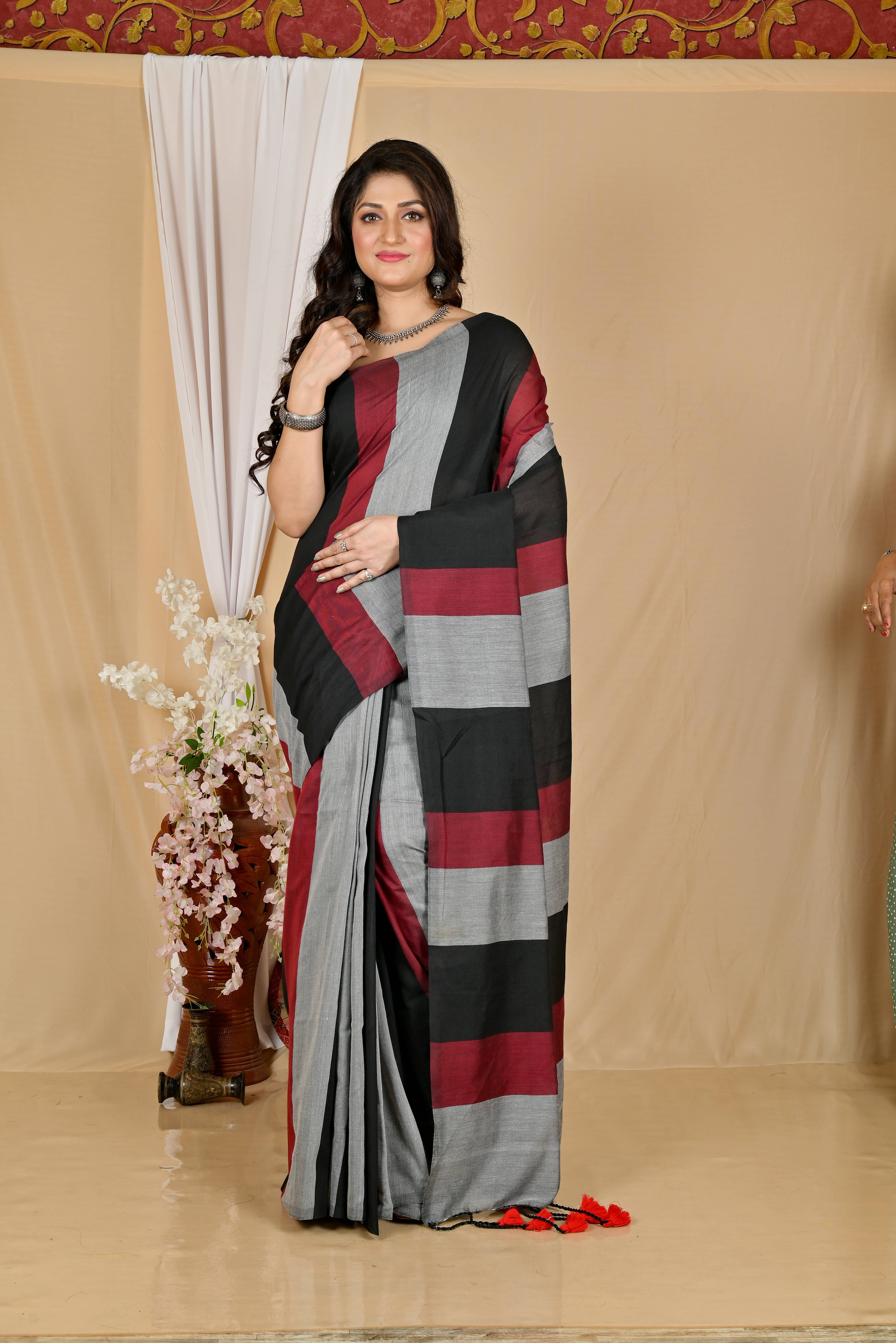     			BRYNBRIT Cotton Self Design Regular Saree With Unstitched Blouse Piece ( Brown )