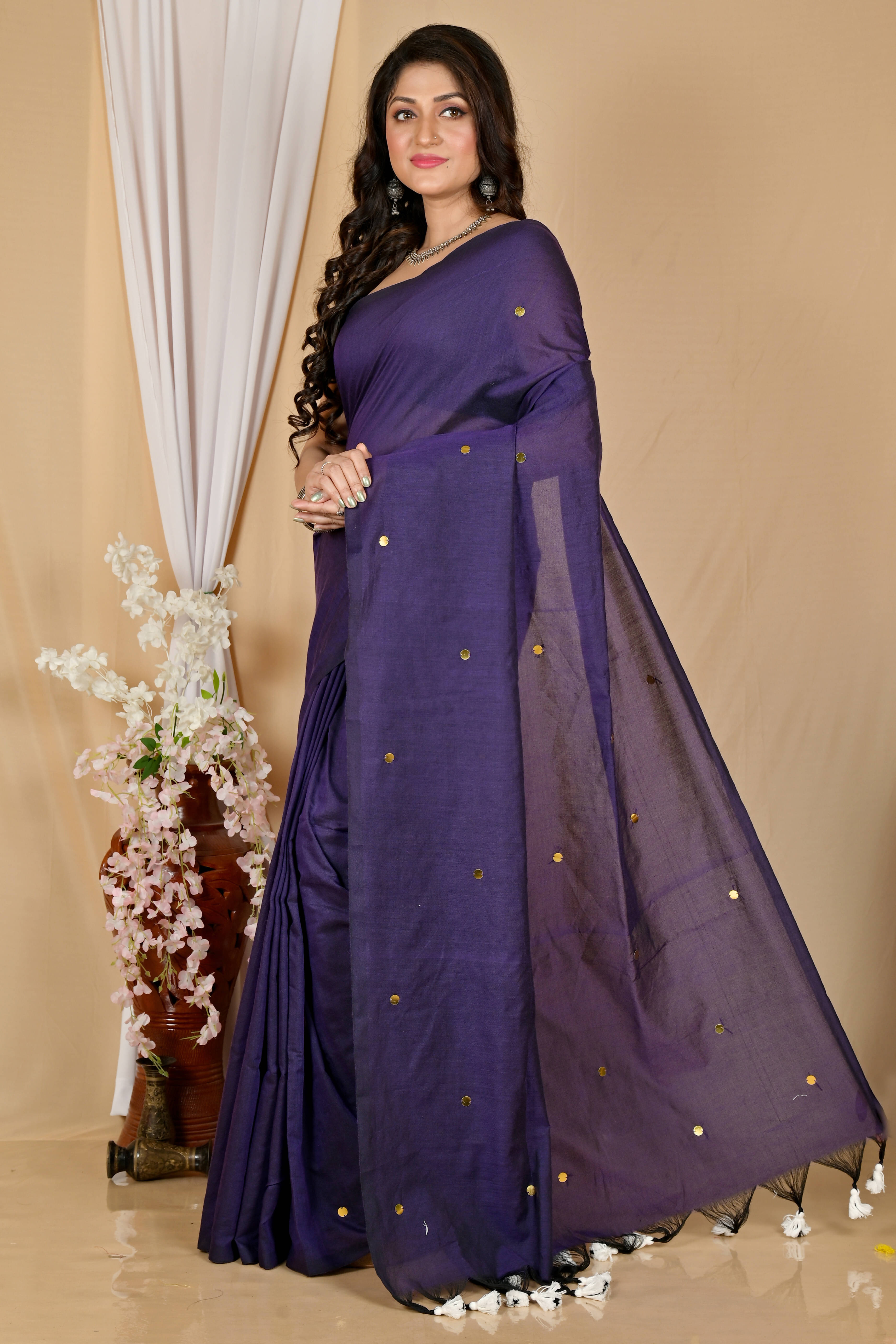 BRYNBRIT Cotton Self Design Regular Saree With Unstitched Blouse Piece ( Blue ) BRYNBRIT Cotton Self Design Regular Saree With Unstitched Blouse Piece ( Blue )