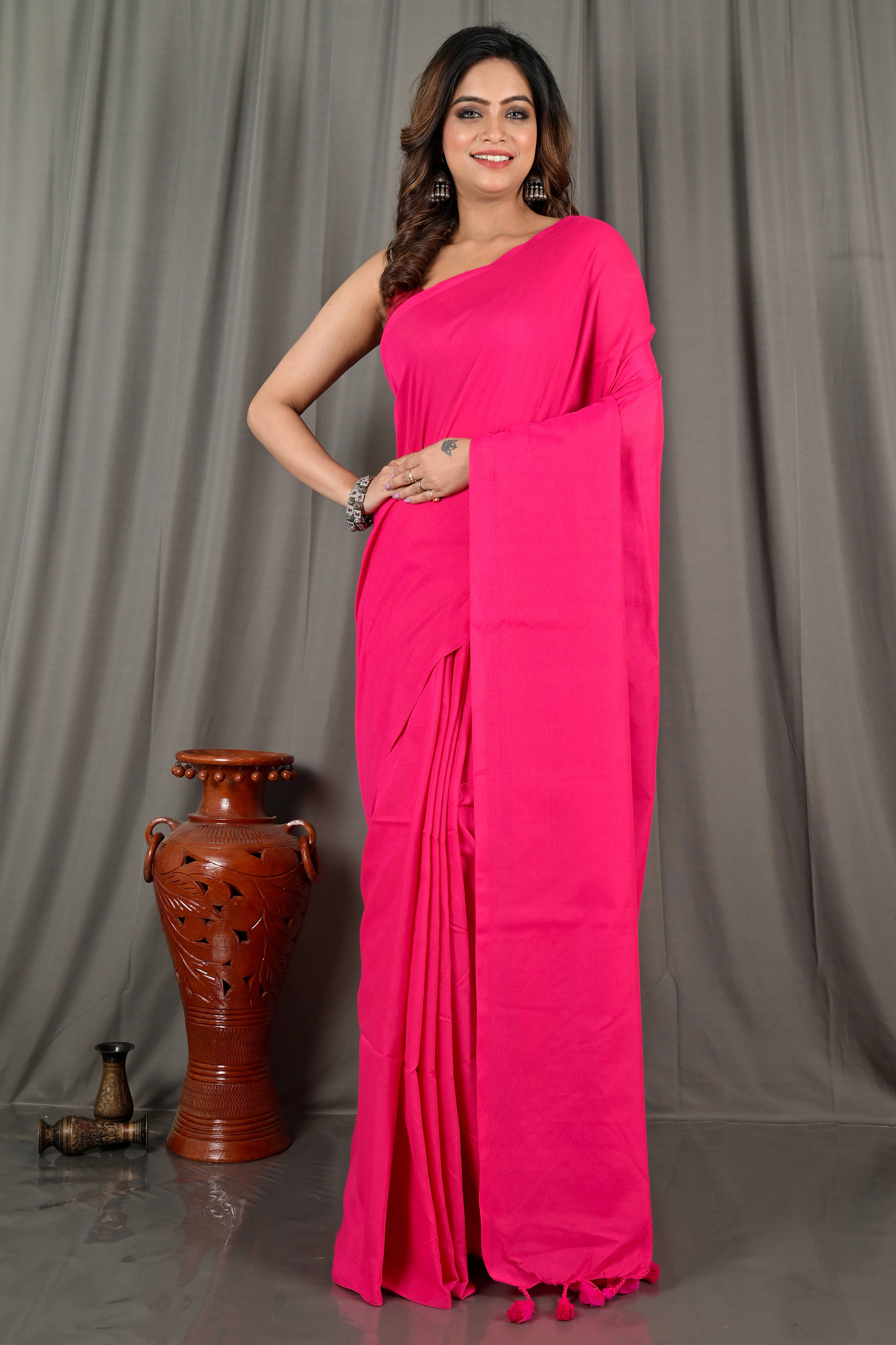 BRYNBRIT Cotton Self Design Regular Saree With Unstitched Blouse Piece ( Pink ) BRYNBRIT Cotton Self Design Regular Saree With Unstitched Blouse Piece ( Pink )