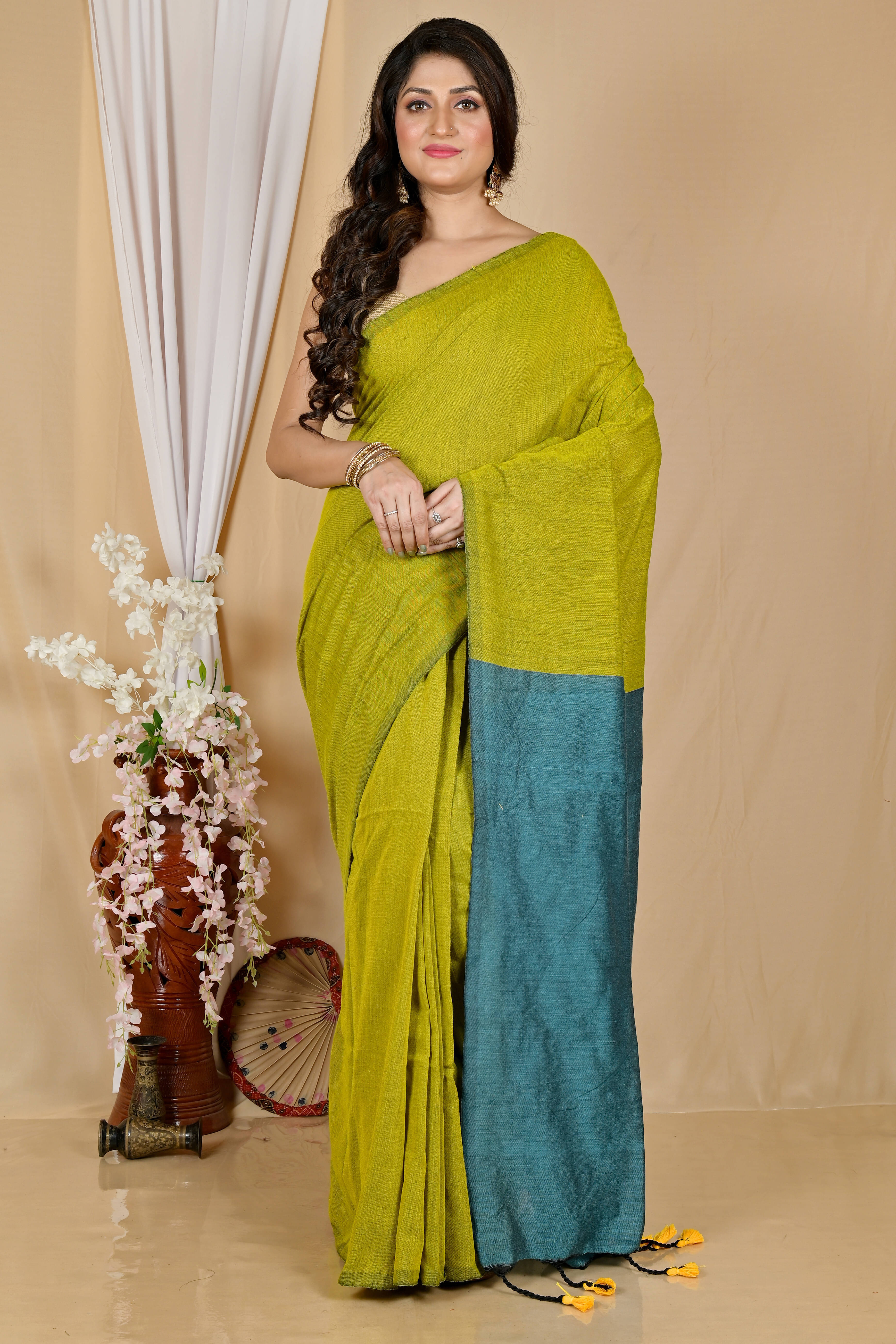     			BRYNBRIT Cotton Self Design Regular Saree With Unstitched Blouse Piece ( Yellow )