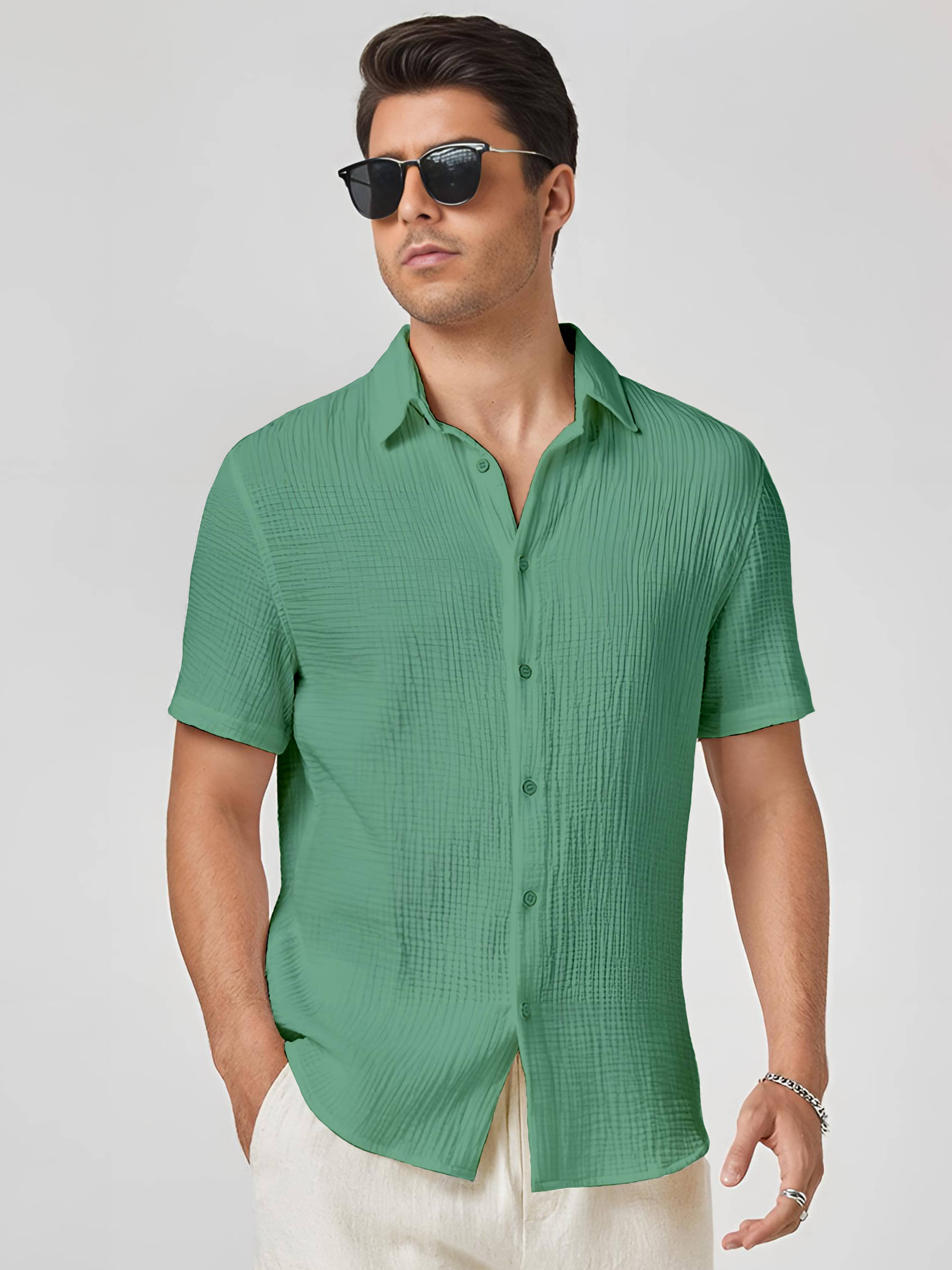     			KAKIDO Polyester Regular Fit Solids Half Sleeves Men's Casual Shirt - Green ( Pack of 1 )