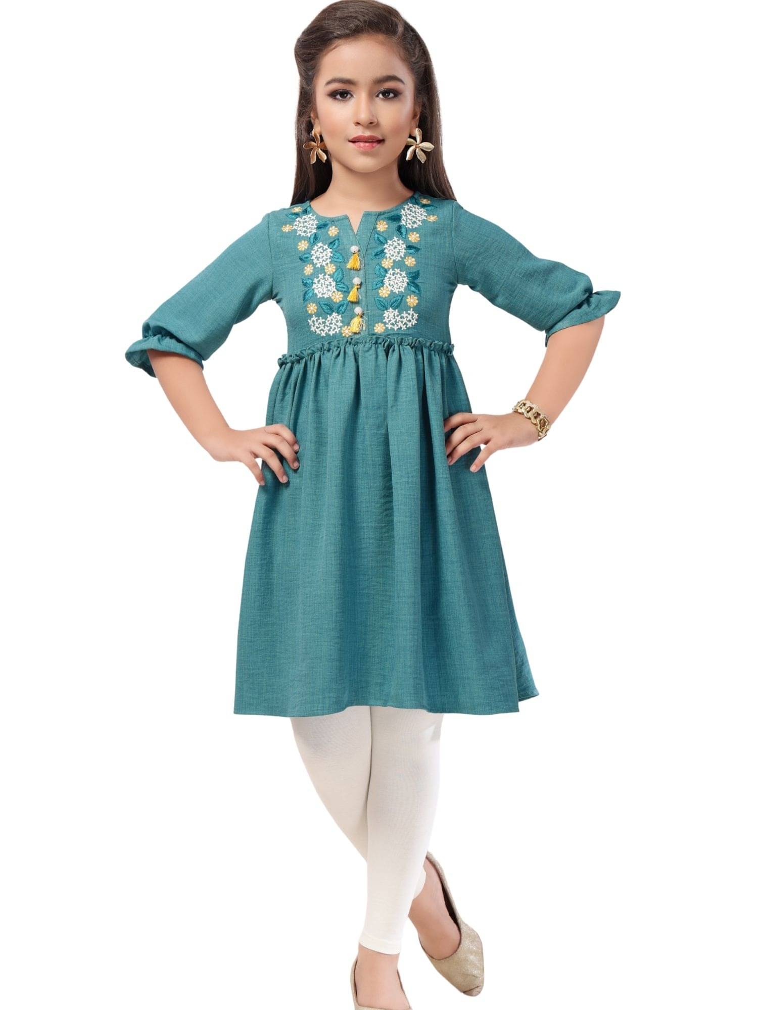     			MASTARANG Girls Polyester Kurti with Churidar ( Pack of 1 , Blue )