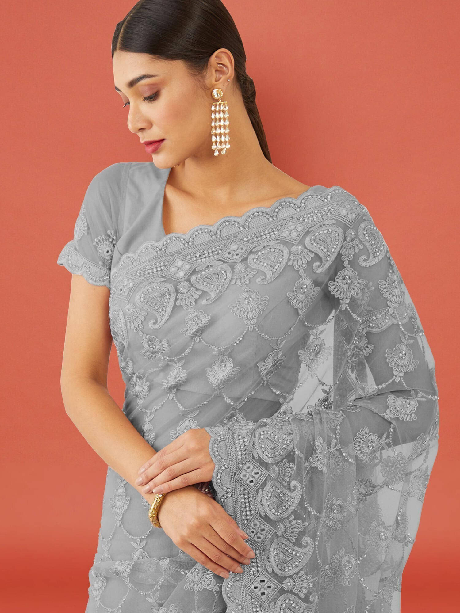     			Noise Net Embroidered Regular Saree With Unstitched Blouse Piece ( Grey )