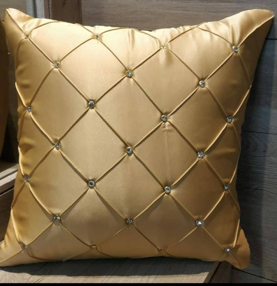     			Noor Accumulation Set of 5 Polyester Solid Square Cushion Cover (40X40)cm - Gold