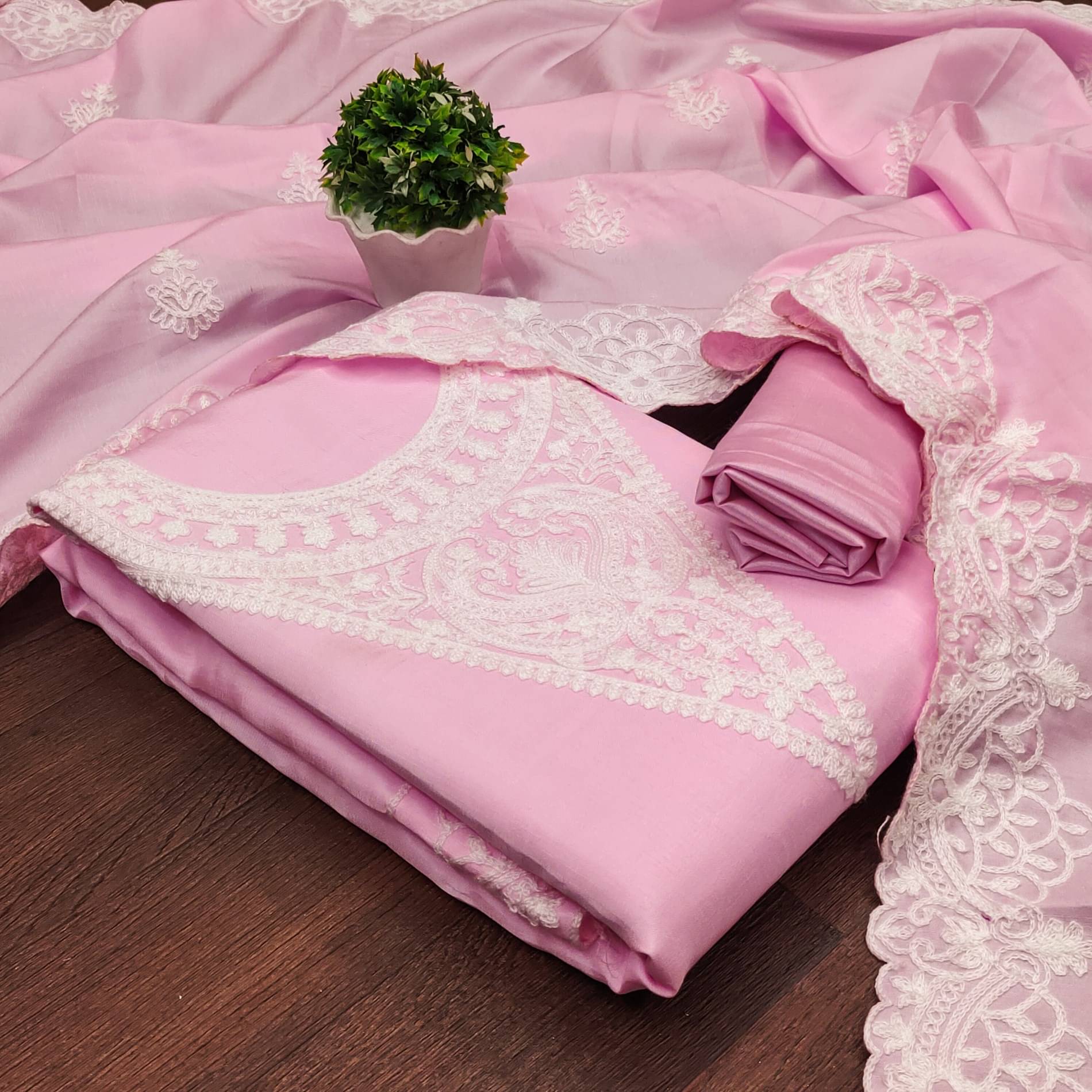 Shree Mahantam Women Silk Unstitched Dress Material ( Pink ) Shree Mahantam Women Silk Unstitched Dress Material ( Pink )