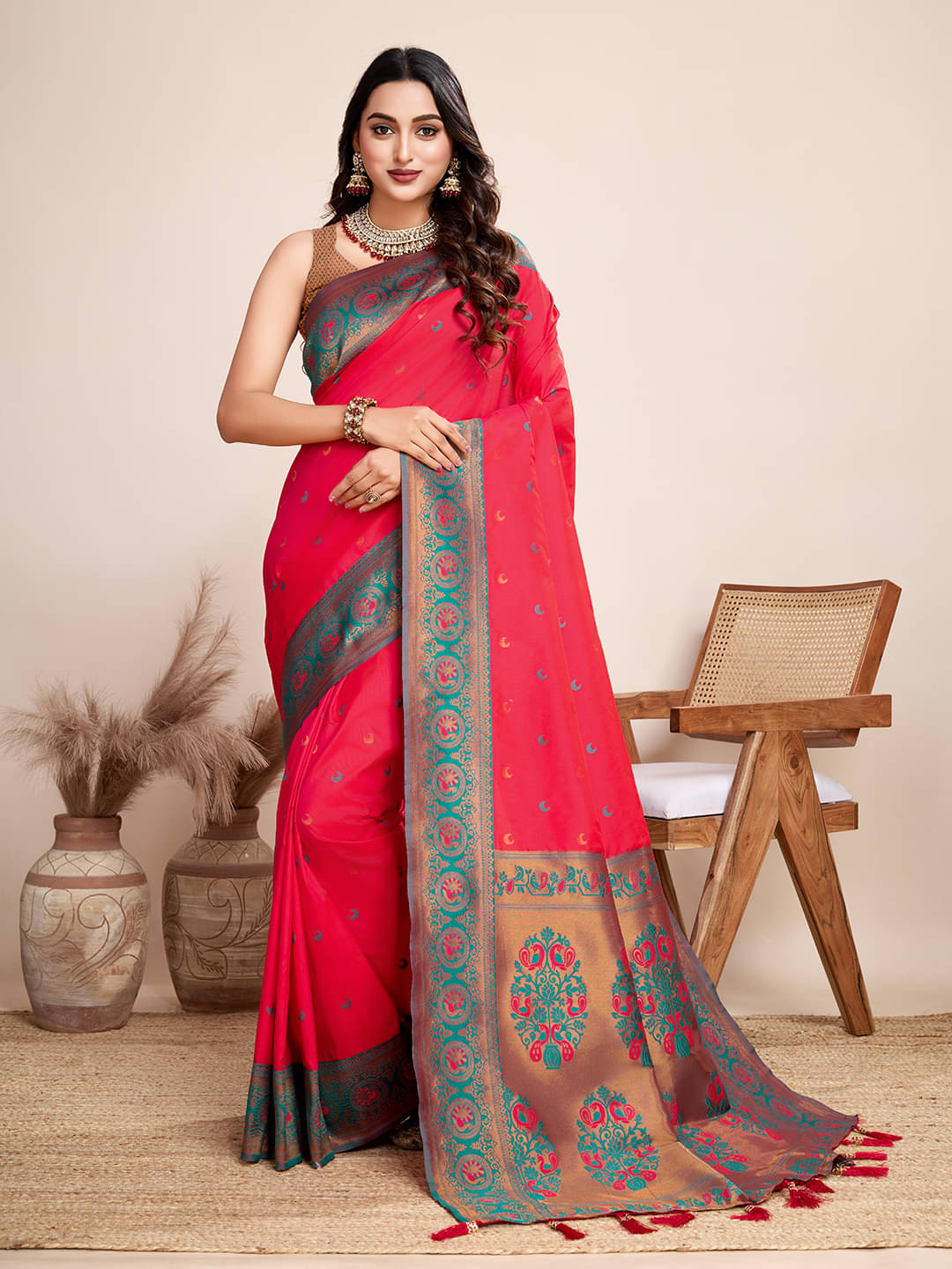 Varni Fabrics Art Silk Printed Regular Saree With Unstitched Blouse Piece ( Lavender ) Varni Fabrics Art Silk Printed Regular Saree With Unstitched Blouse Piece ( Lavender )
