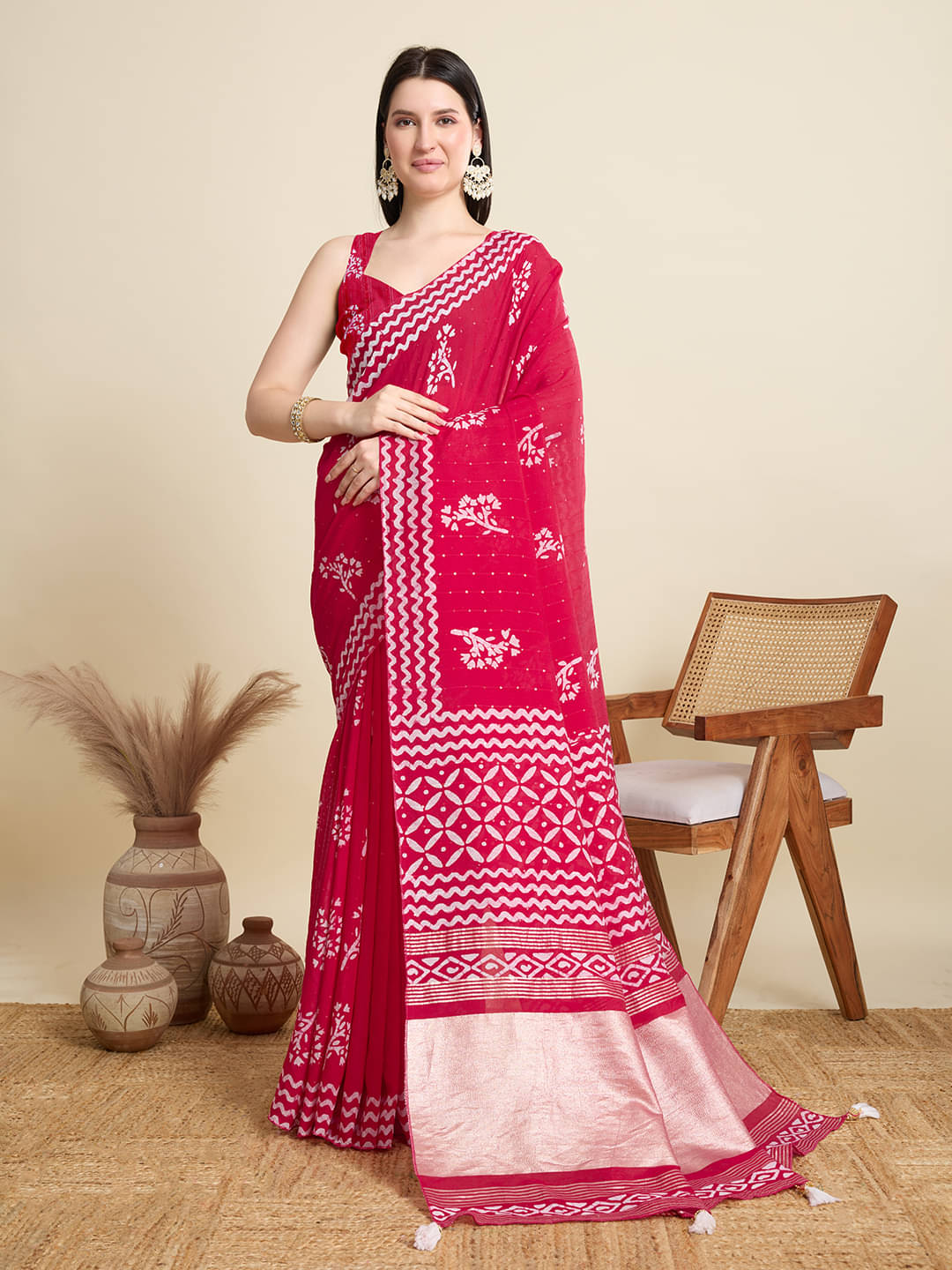 Varni Fabrics Cotton Blend Printed Kota Doria Saree With Unstitched Blouse Piece ( Red ) Varni Fabrics Cotton Blend Printed Kota Doria Saree With Unstitched Blouse Piece ( Red )