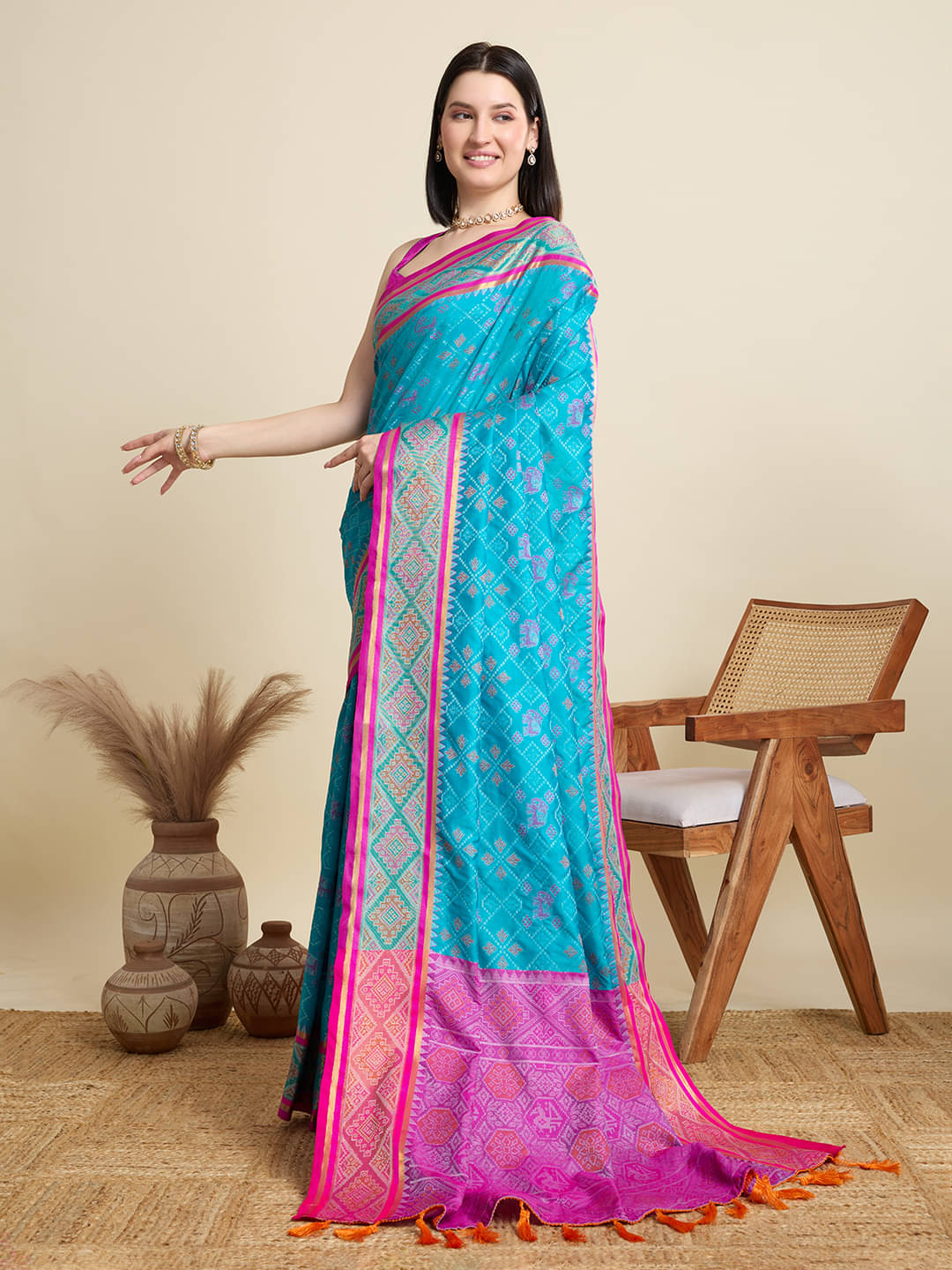     			Varni Fabrics Silk Printed Banarasi saree With Unstitched Blouse Piece ( Blue )
