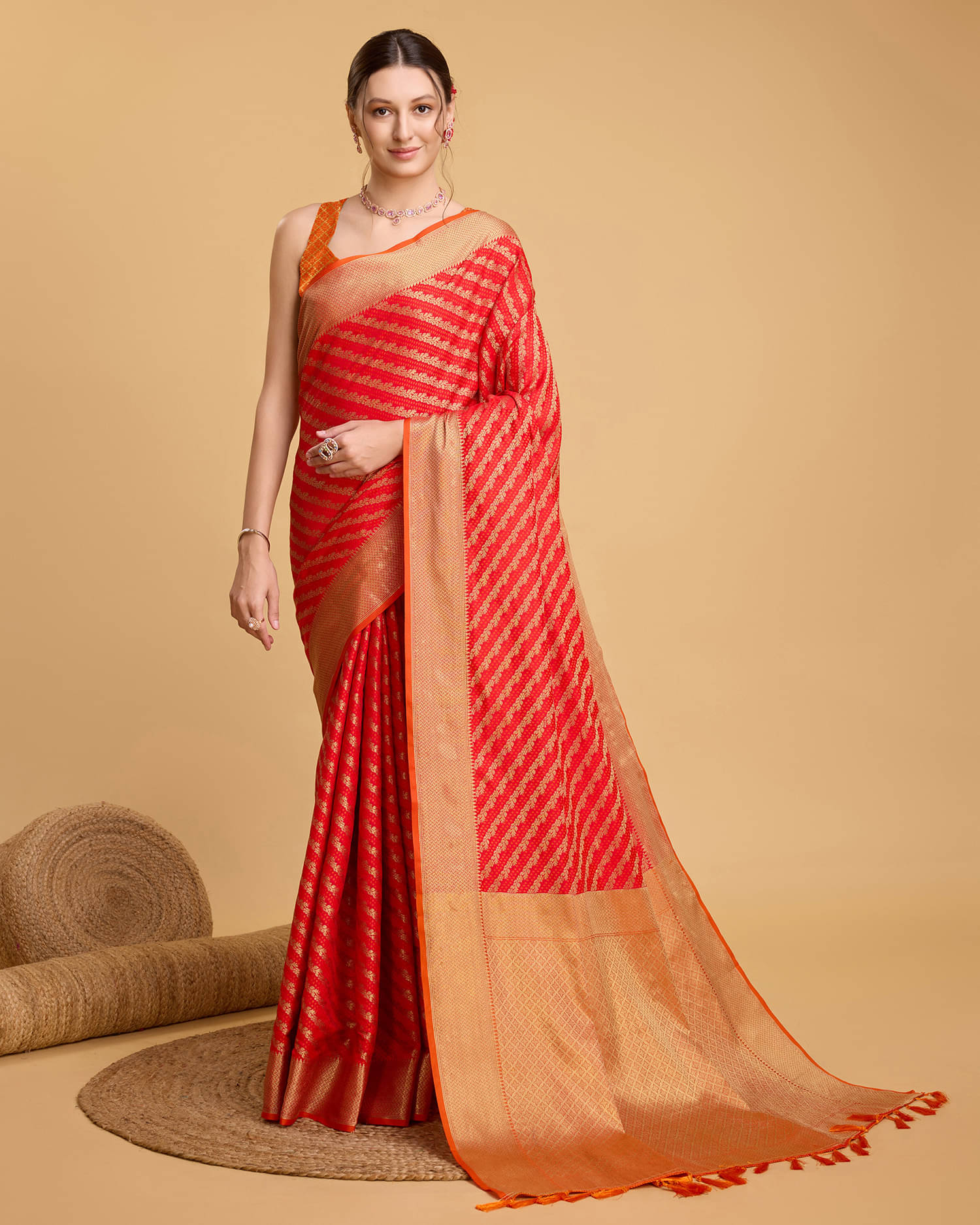     			Varni Fabrics Silk blend Printed Kota Doria Saree With Unstitched Blouse Piece ( Red )