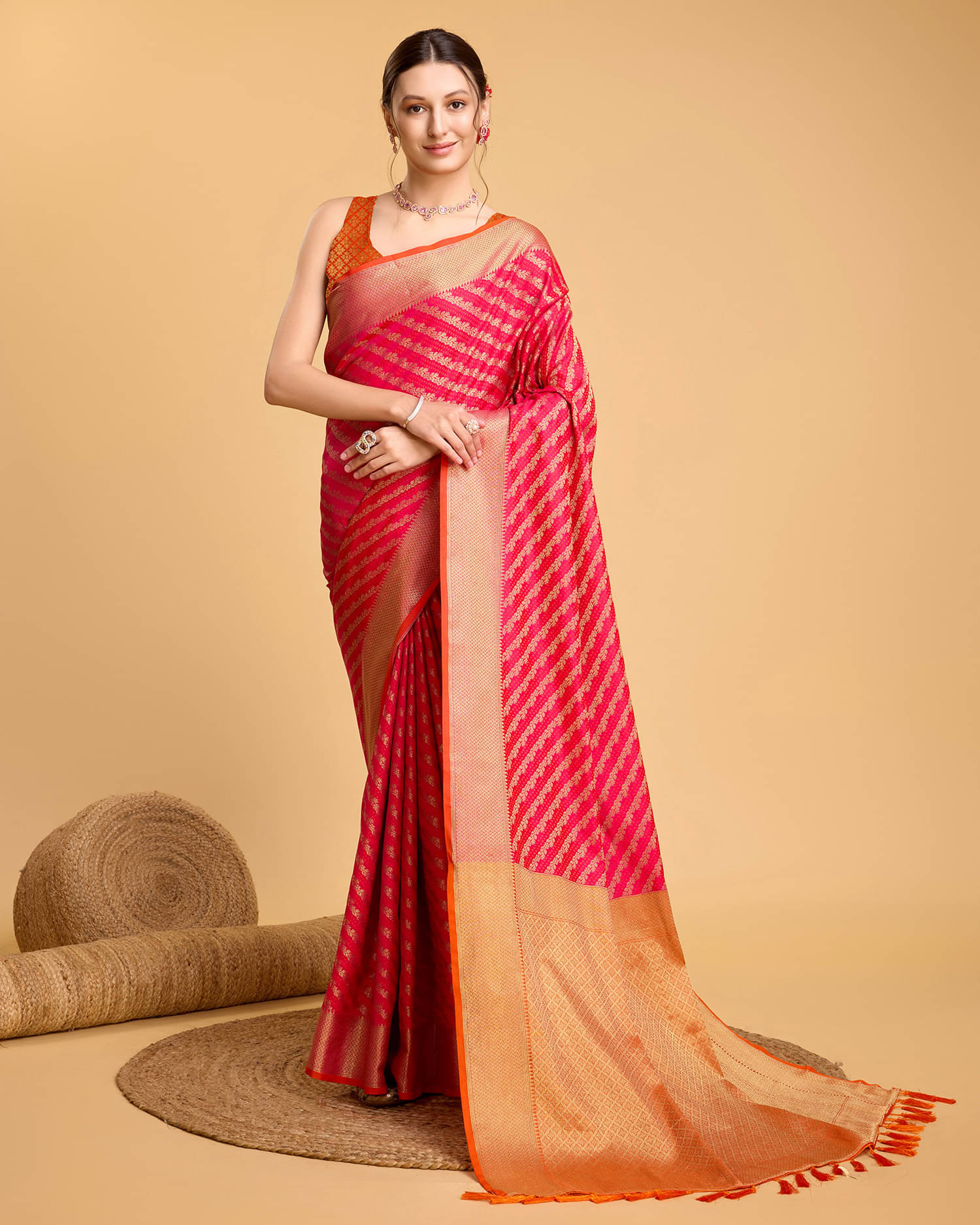 Varni Fabrics Silk blend Printed Kota Doria Saree With Unstitched Blouse Piece ( Pink ) Varni Fabrics Silk blend Printed Kota Doria Saree With Unstitched Blouse Piece ( Pink )