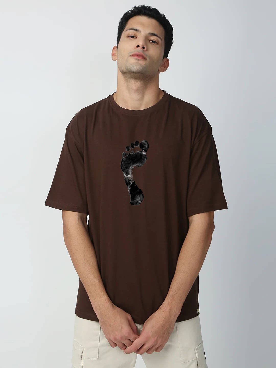 dos hermanos Men Cotton Blend Oversized Fit Printed T-Shirt ( Brown ) dos hermanos Men Cotton Blend Oversized Fit Printed T-Shirt ( Brown )