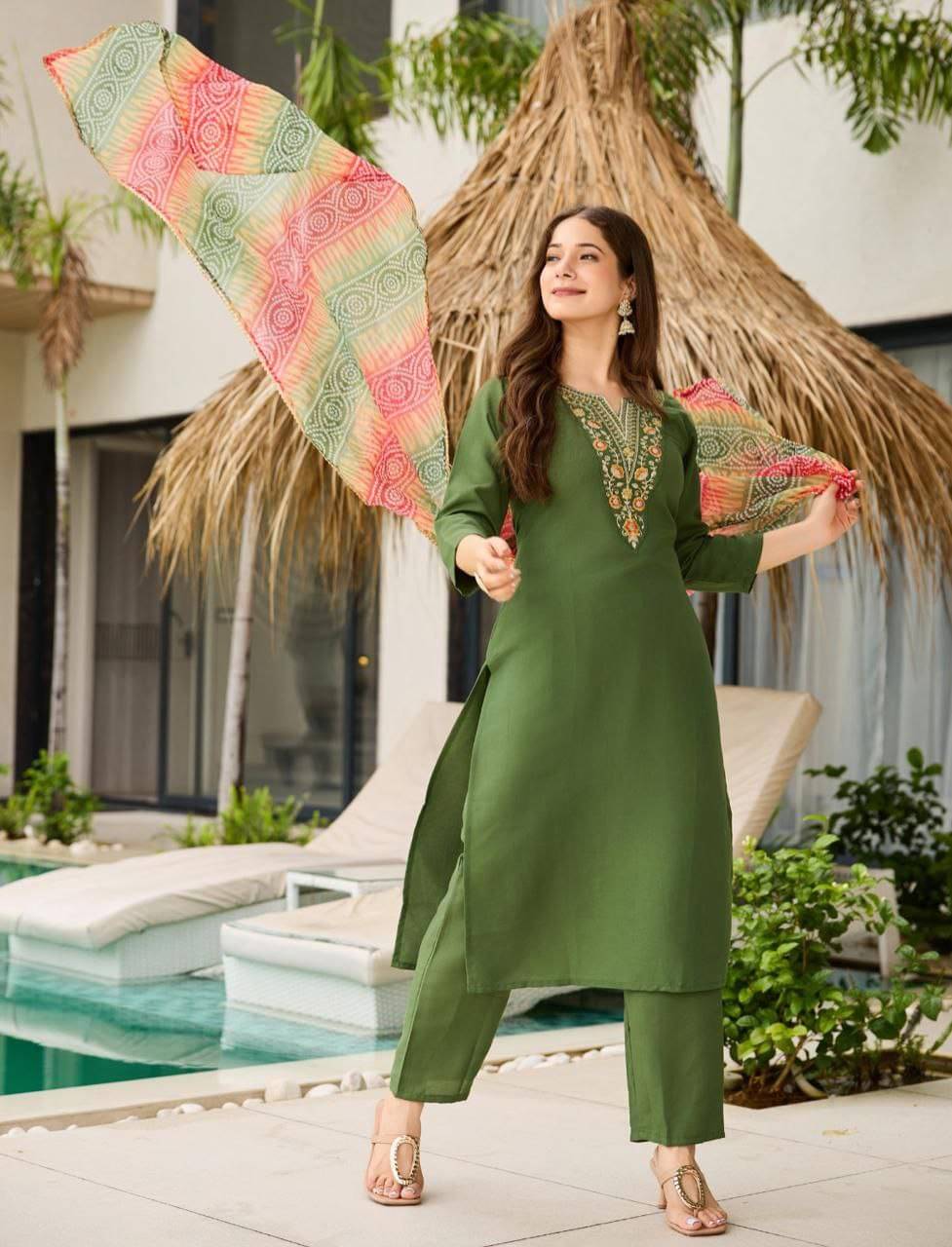     			keshav fashion Women Rayon Embroidered Straight Kurti With Pants ( Green )
