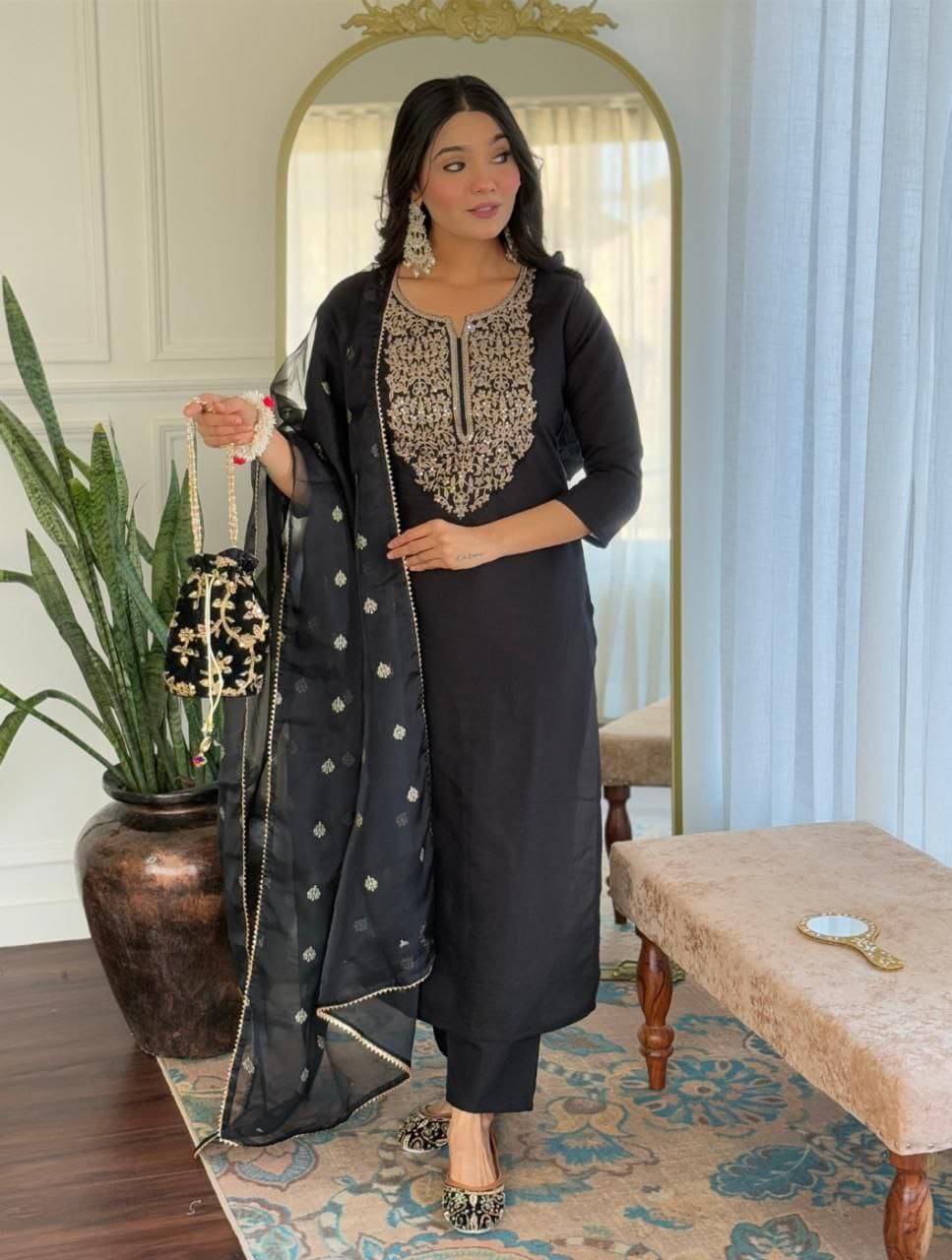     			keshav fashion Women Viscose Embroidered Straight Kurti With Pants ( Black )