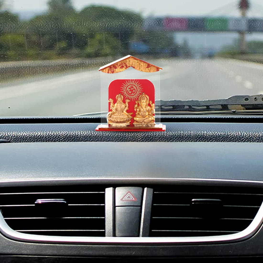 Awesome Craft Laxmi Ganesh Ideal For Car Dashboard ( Pack of 1 ) Awesome Craft Laxmi Ganesh Ideal For Car Dashboard ( Pack of 1 )