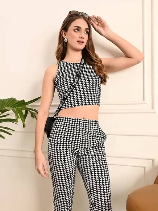     			Divine Bezz Women Printed Top With Trousers Co-Ord Set ( Black )
