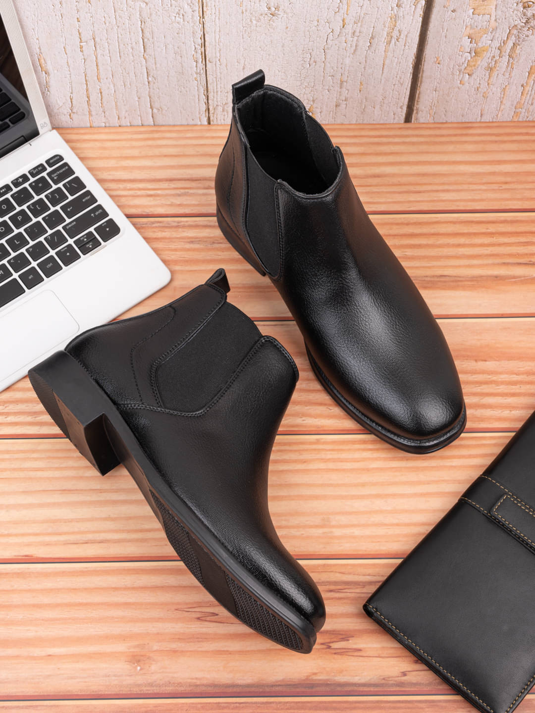     			Fentacia Black Men's Chelsea Boots