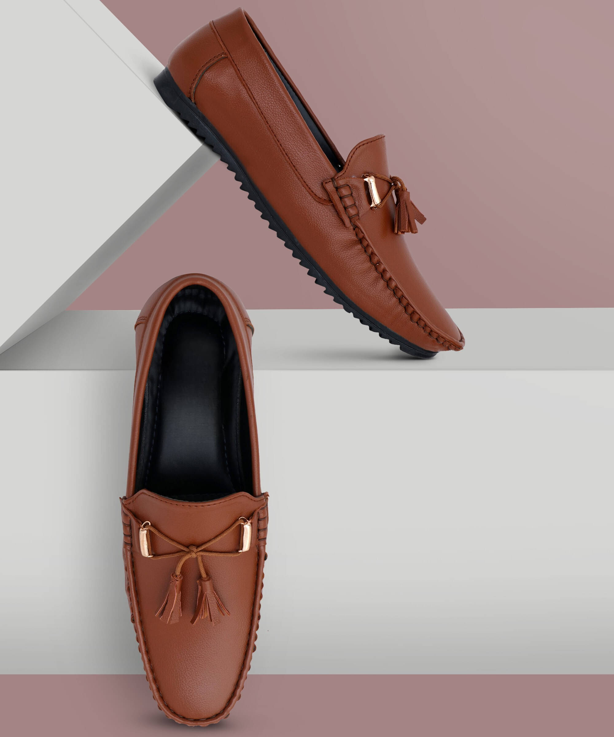     			Funny Fire Beige Men's Slip on Shoes