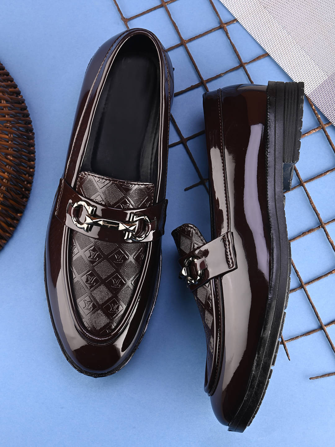     			Funny Fire Brown Men's Slip on Shoes
