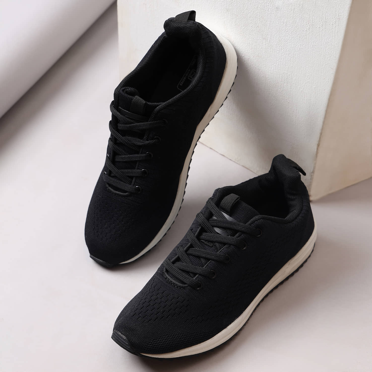 GOLDSTAR STARLITE-24 Black Men's Sports Running Shoes - Sports Shoes | Buy online on ZillyBuy