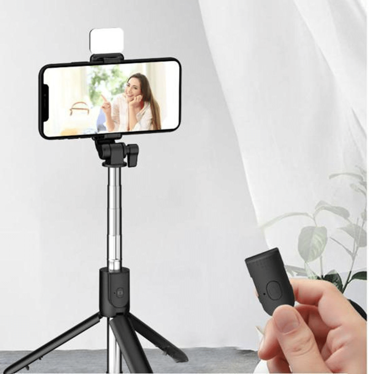 HUG PUPPY Bluetooth Selfie Flash Light ( Black ) HUG PUPPY Bluetooth Selfie Flash Light ( Black )