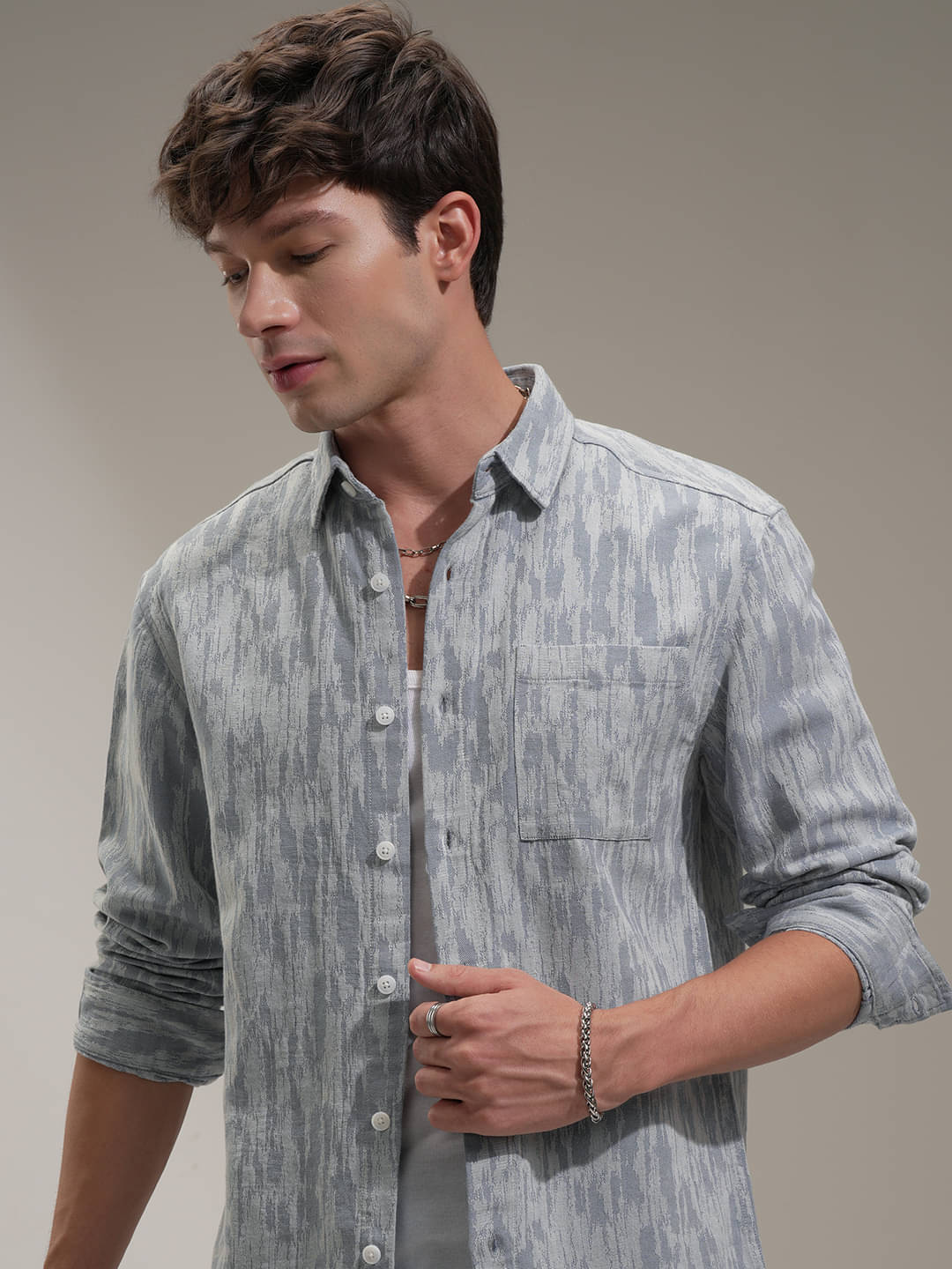     			Highlander 100% Cotton Relaxed Fit Self Design Full Sleeves Men's Casual Shirt - Blue ( Pack of 1 )