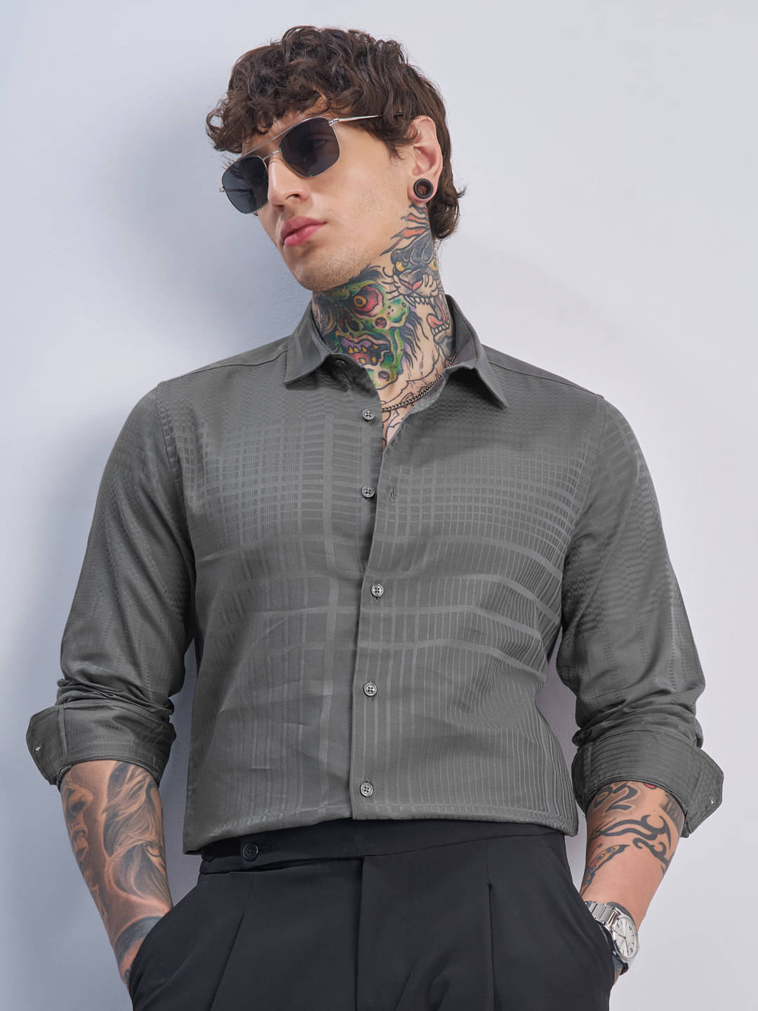     			Highlander 100% Cotton Slim Fit Self Design Full Sleeves Men's Casual Shirt - Grey ( Pack of 1 )