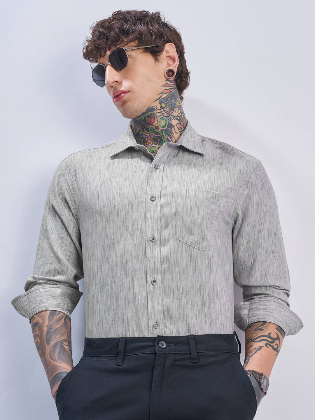 Highlander Cotton Blend Relaxed Fit Checks Full Sleeves Men's Casual Shirt - Grey ( Pack of 1 ) Highlander Cotton Blend Relaxed Fit Checks Full Sleeves Men's Casual Shirt - Grey ( Pack of 1 )