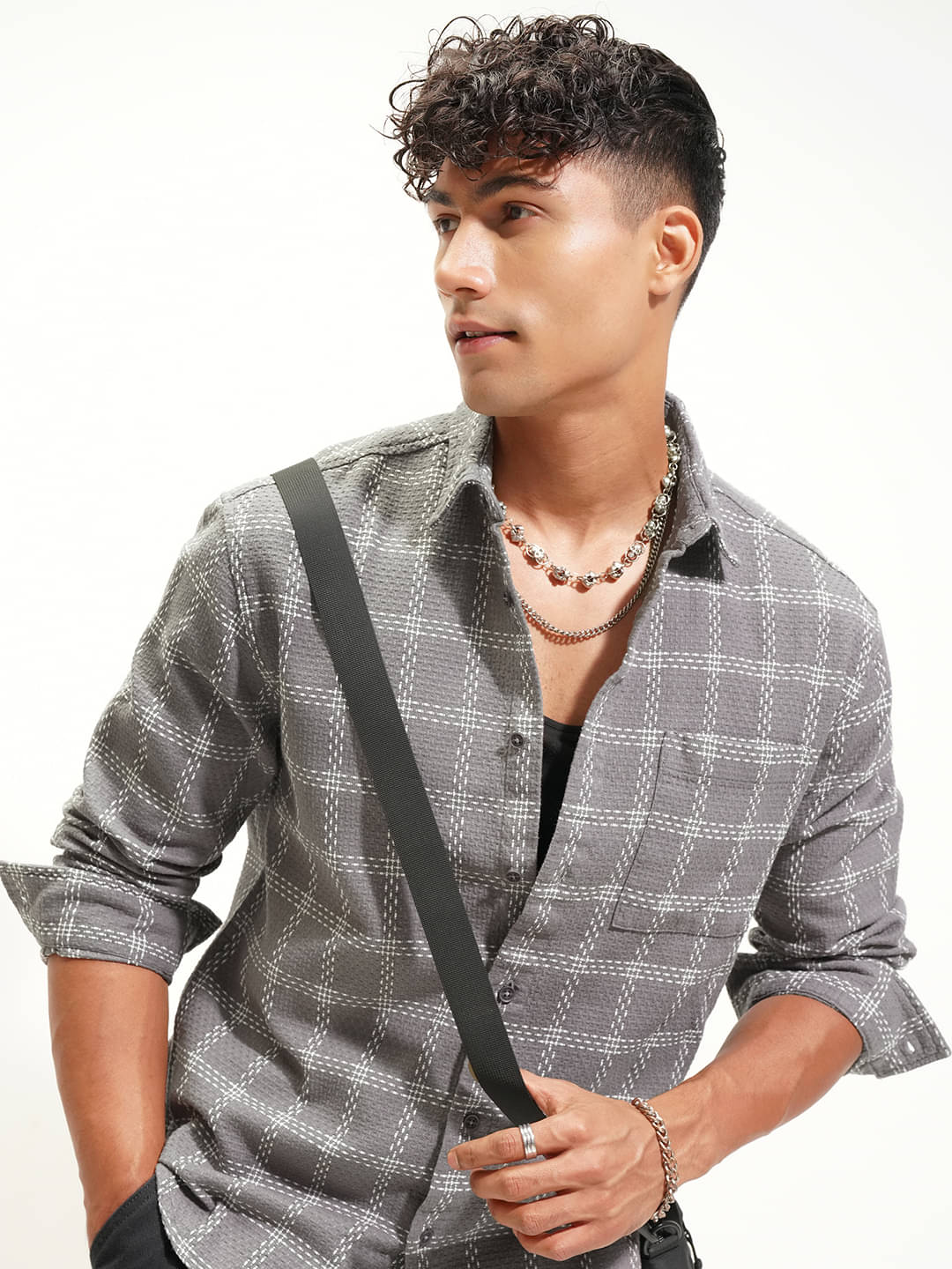     			Highlander Cotton Blend Relaxed Fit Striped Full Sleeves Men's Casual Shirt - Grey ( Pack of 1 )