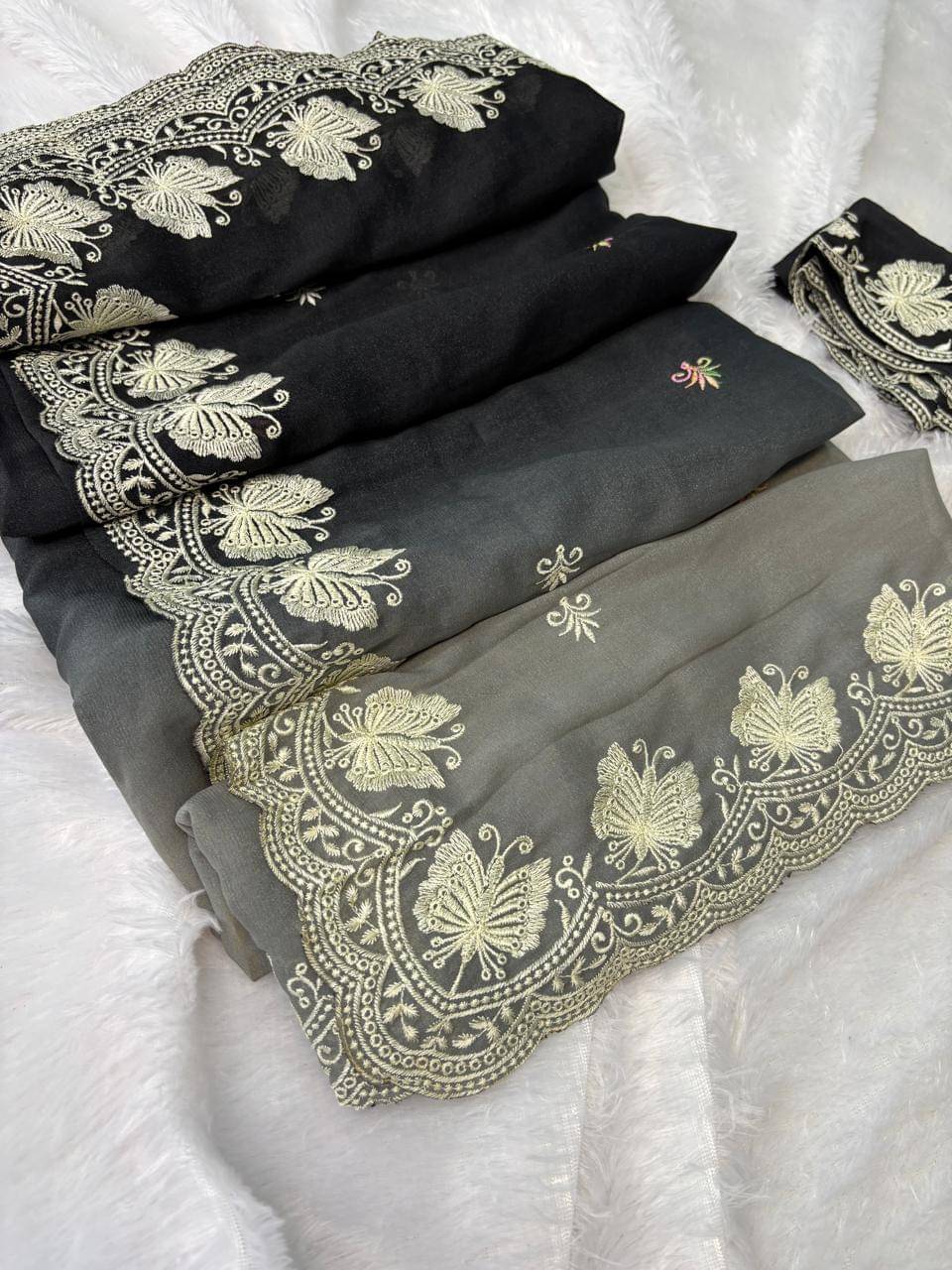    			Sitanjali Chanderi Embroidered Chanderi saree With Unstitched Blouse Piece ( Black )