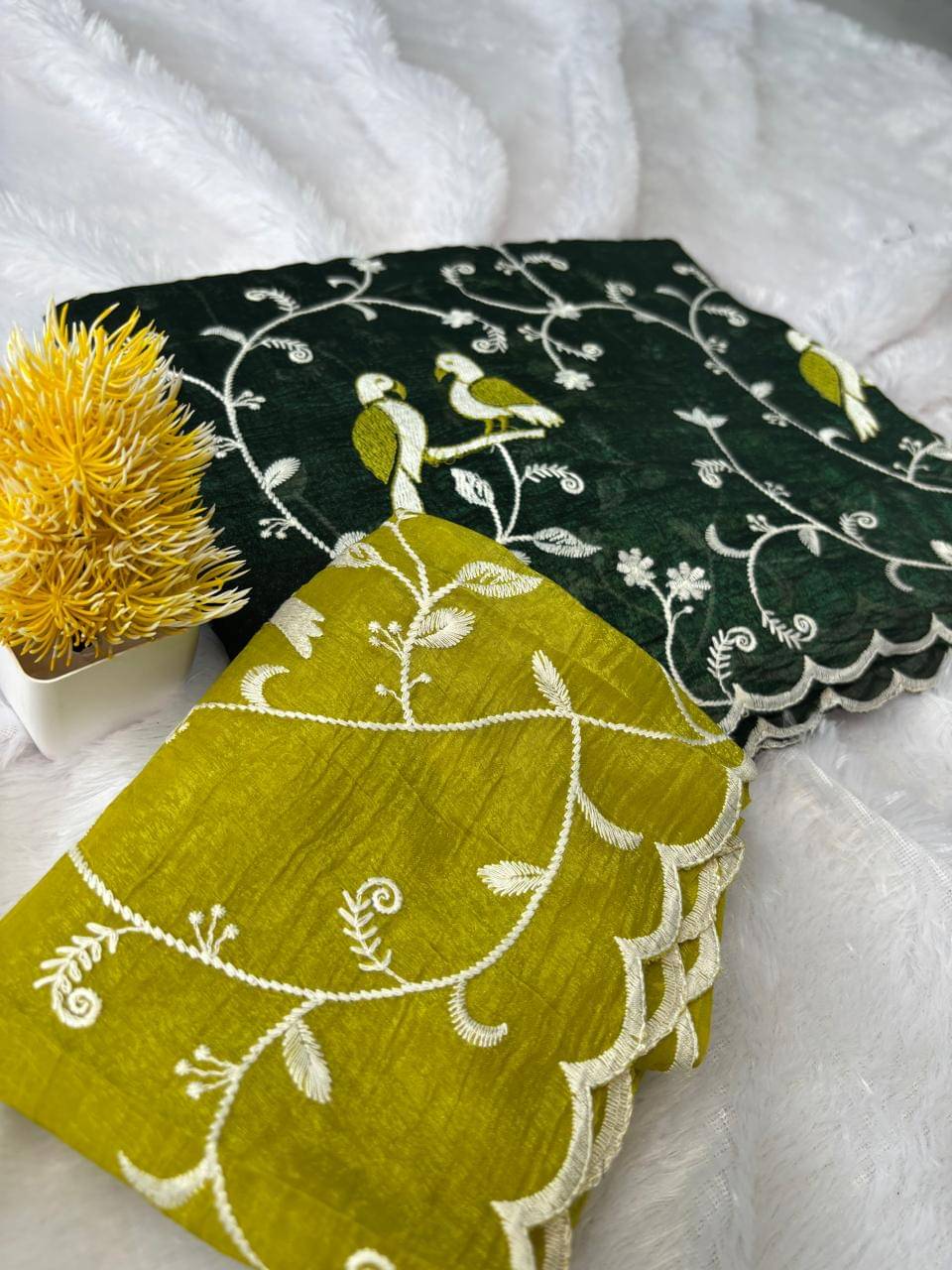 Sitanjali Lifestyle Chanderi Embroidered Chanderi saree With Unstitched Blouse Piece ( Green ) Sitanjali Lifestyle Chanderi Embroidered Chanderi saree With Unstitched Blouse Piece ( Green )