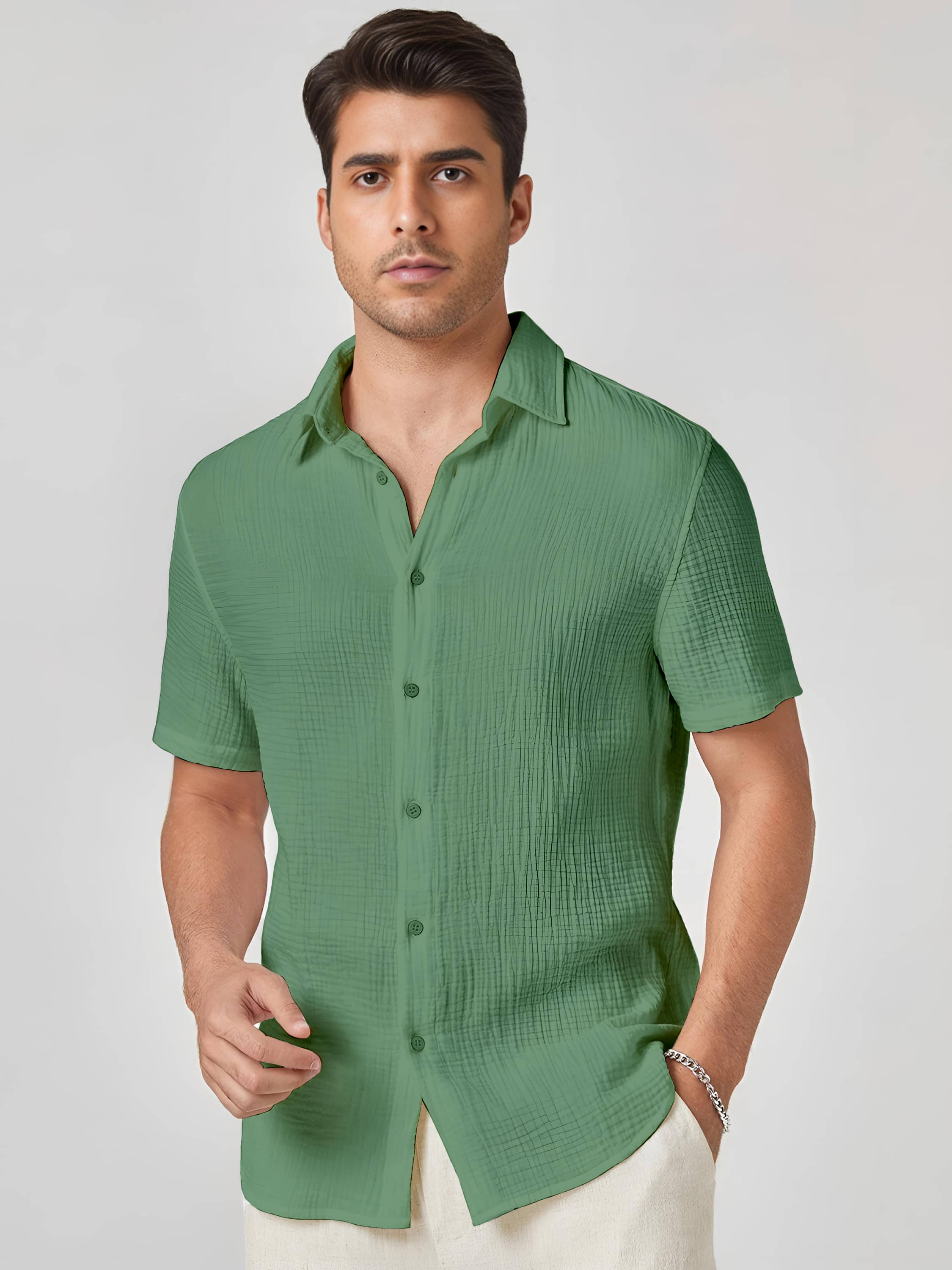     			WEBRIC Cotton Blend Regular Fit Solids Half Sleeves Men's Casual Shirt - Mint Green ( Pack of 1 )