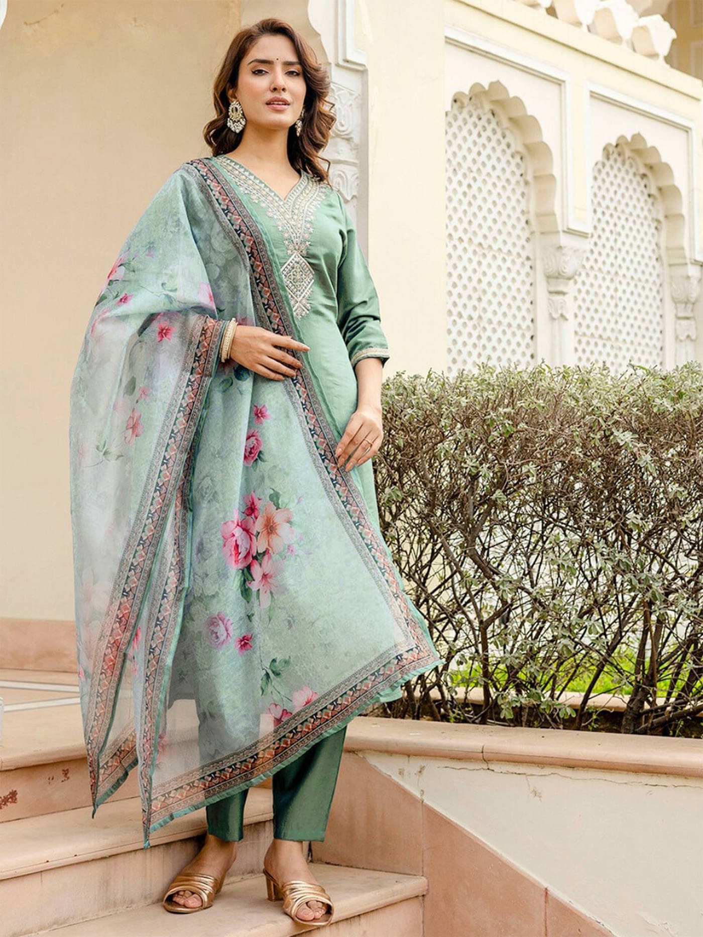 kedar fab Women Rayon Embroidered Straight Kurti With Pants ( Sea Green ) kedar fab Women Rayon Embroidered Straight Kurti With Pants ( Sea Green )