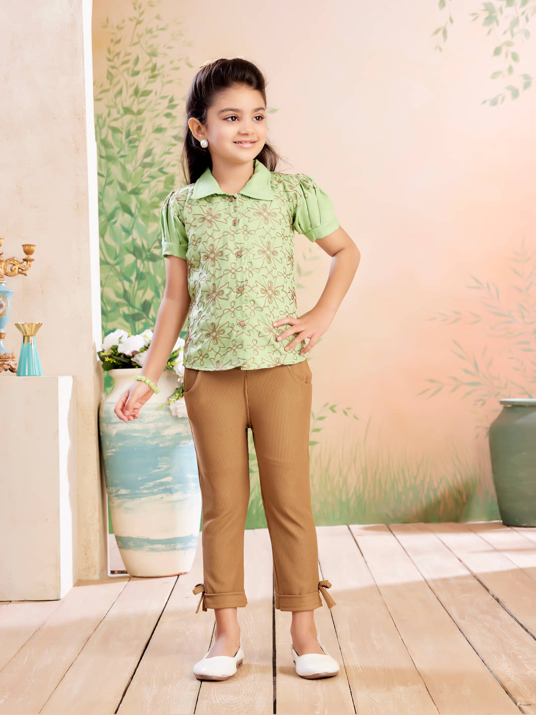     			Aarika Pack of 1 Girls Cotton T-shirt & Pants ( Green )